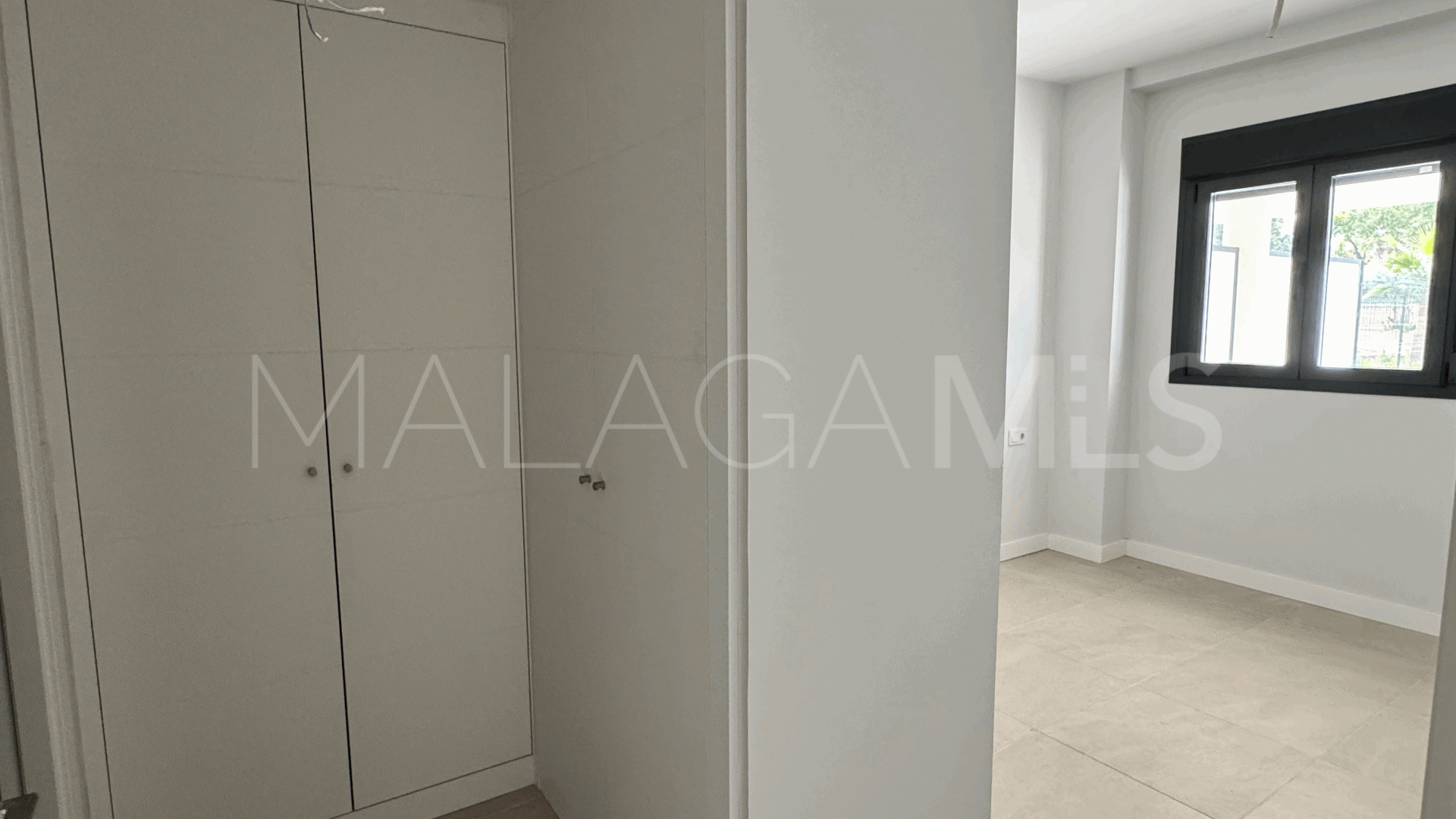 Estepona Este, apartamento planta baja for sale