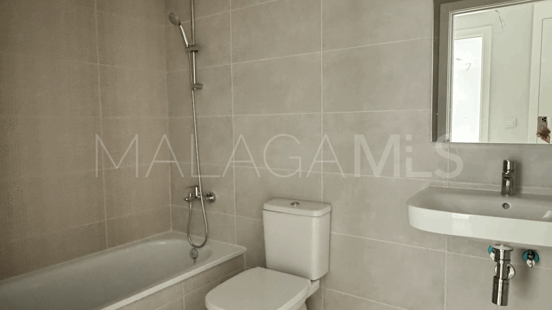 Estepona Este, apartamento planta baja for sale