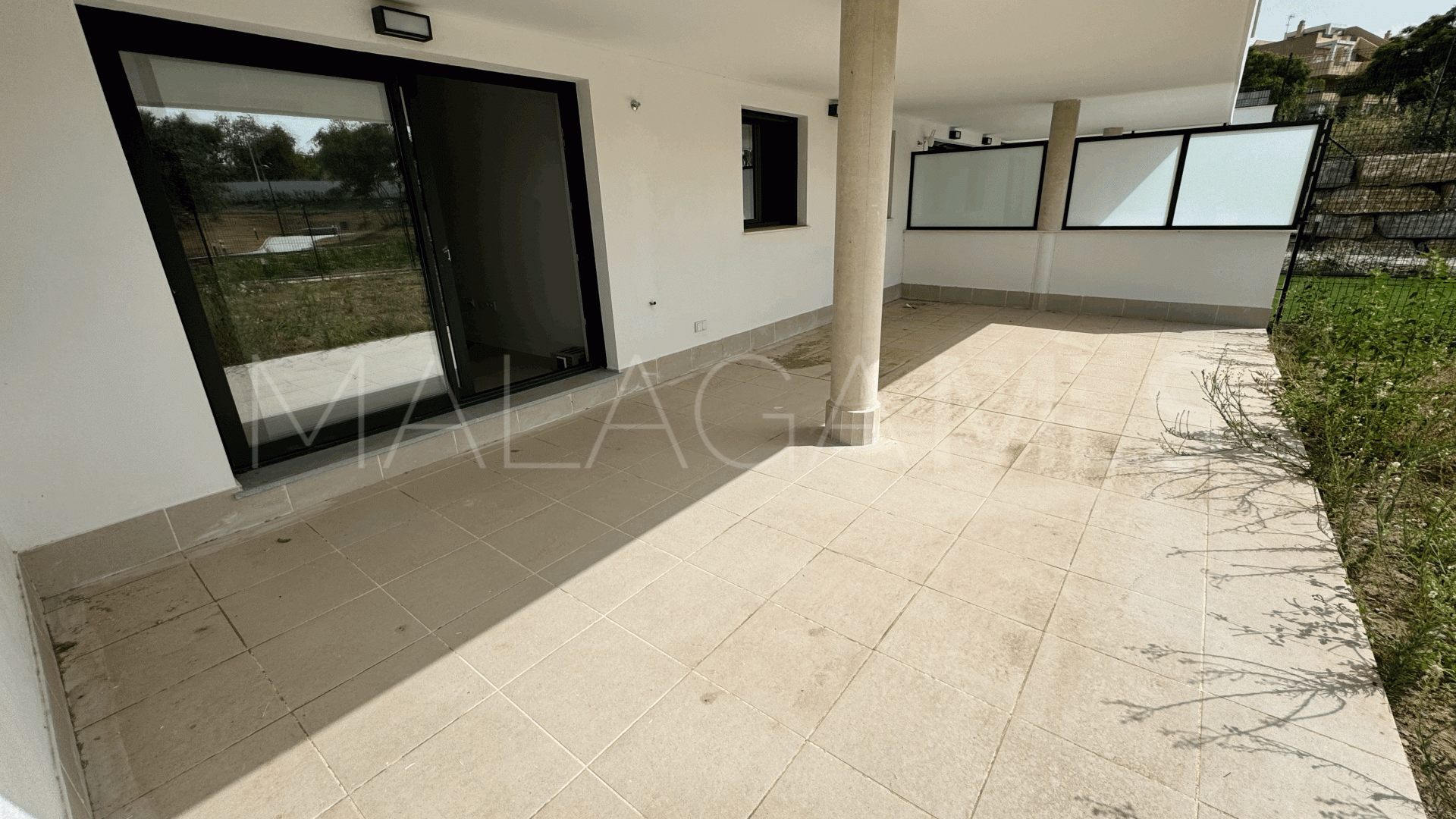 Estepona Este, apartamento planta baja for sale