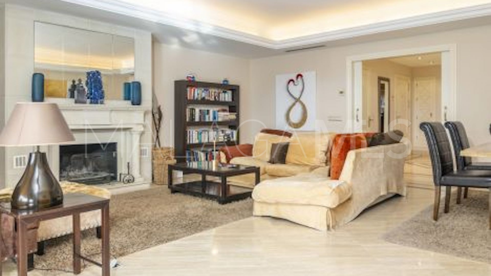 Lägenhet for sale in Marbella Golden Mile