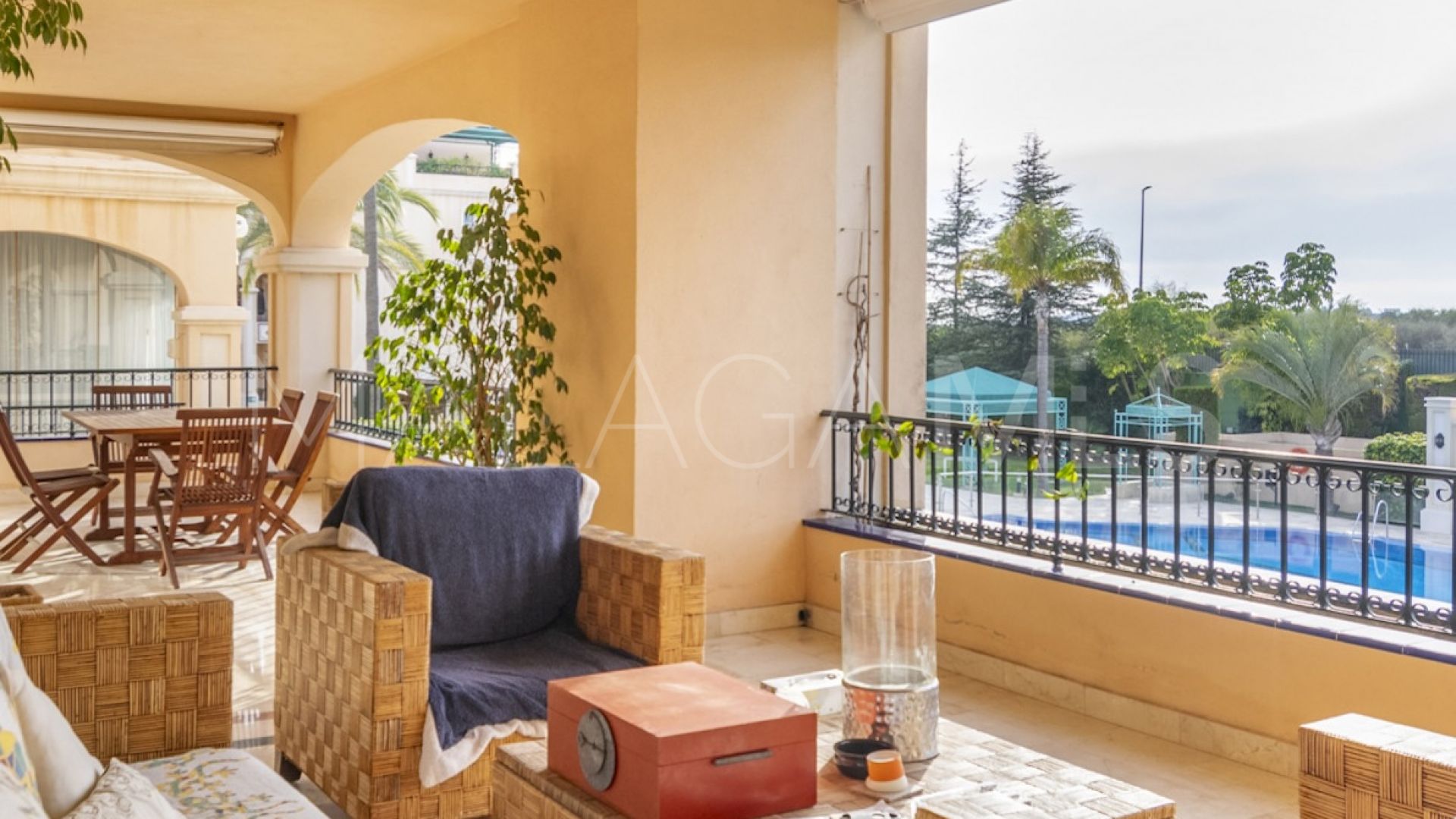 Lägenhet for sale in Marbella Golden Mile
