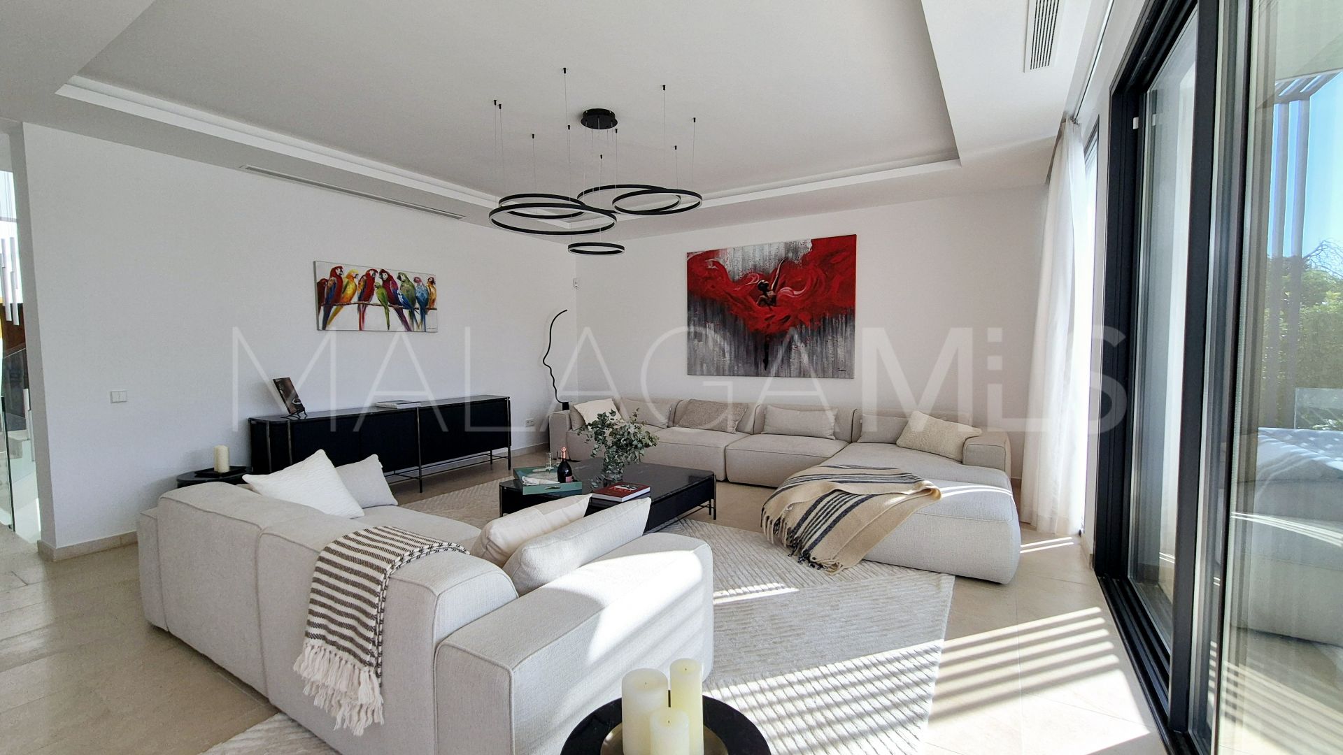 For sale Guadalmina Baja villa with 7 bedrooms