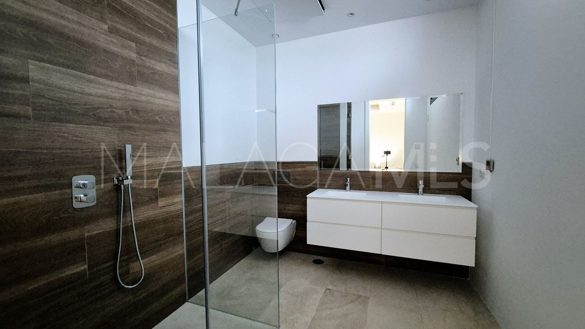 For sale Guadalmina Baja villa with 7 bedrooms