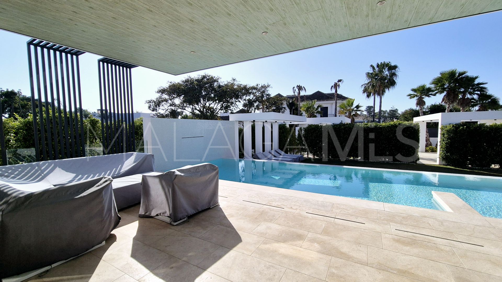 For sale Guadalmina Baja villa with 7 bedrooms