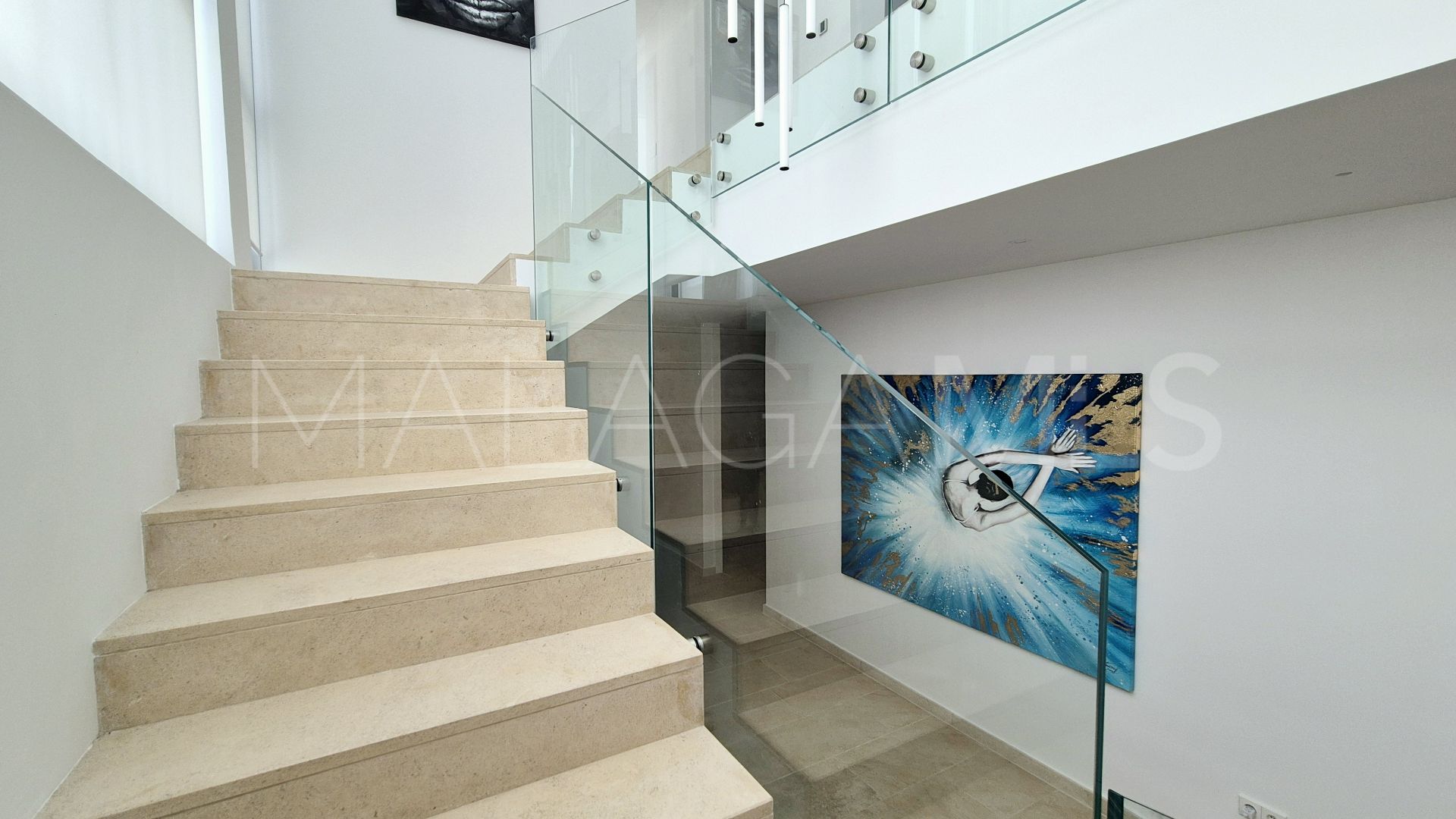 For sale Guadalmina Baja villa with 7 bedrooms