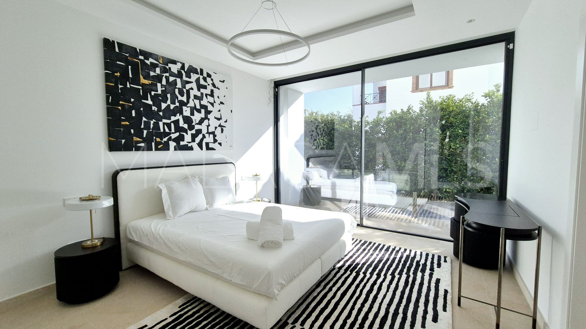 For sale Guadalmina Baja villa with 7 bedrooms