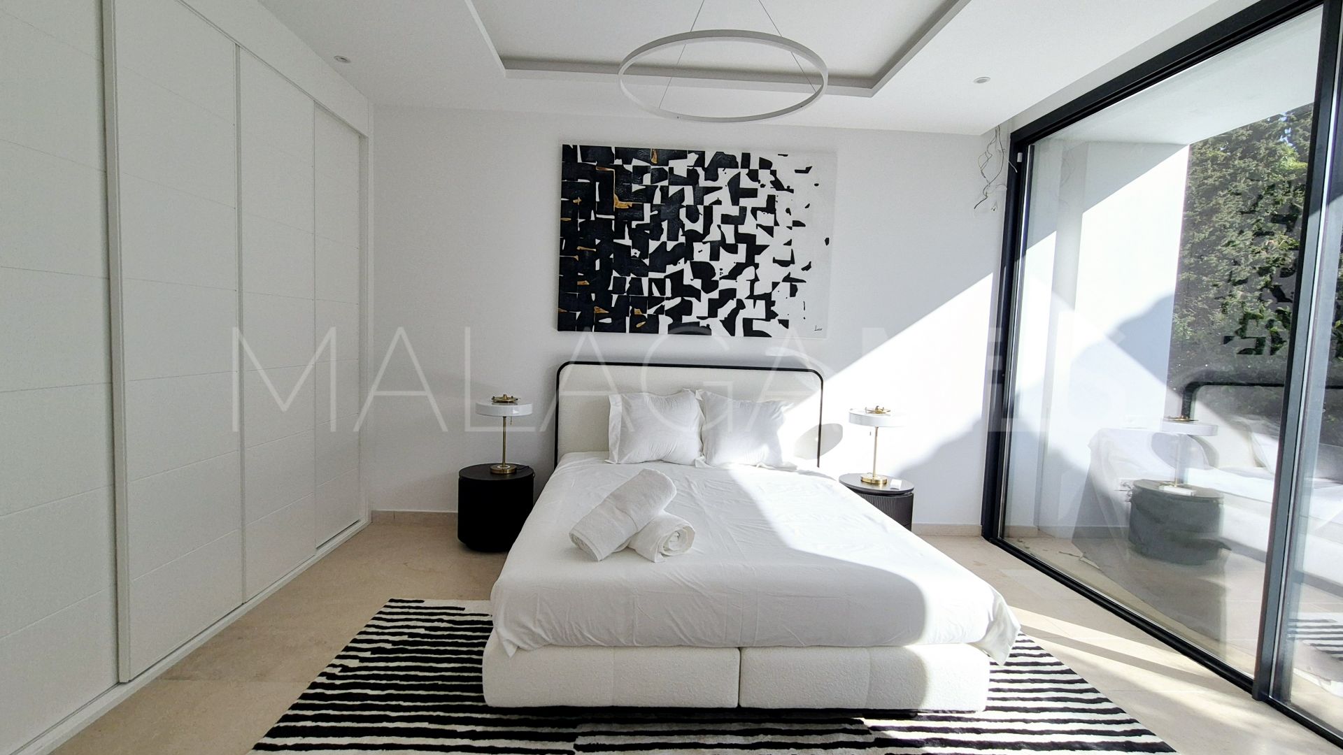 For sale Guadalmina Baja villa with 7 bedrooms