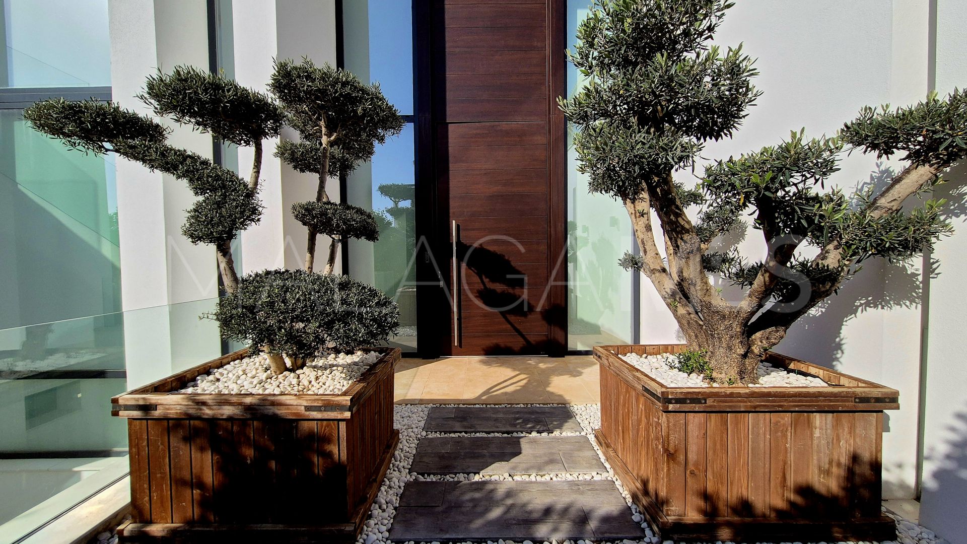 For sale Guadalmina Baja villa with 7 bedrooms