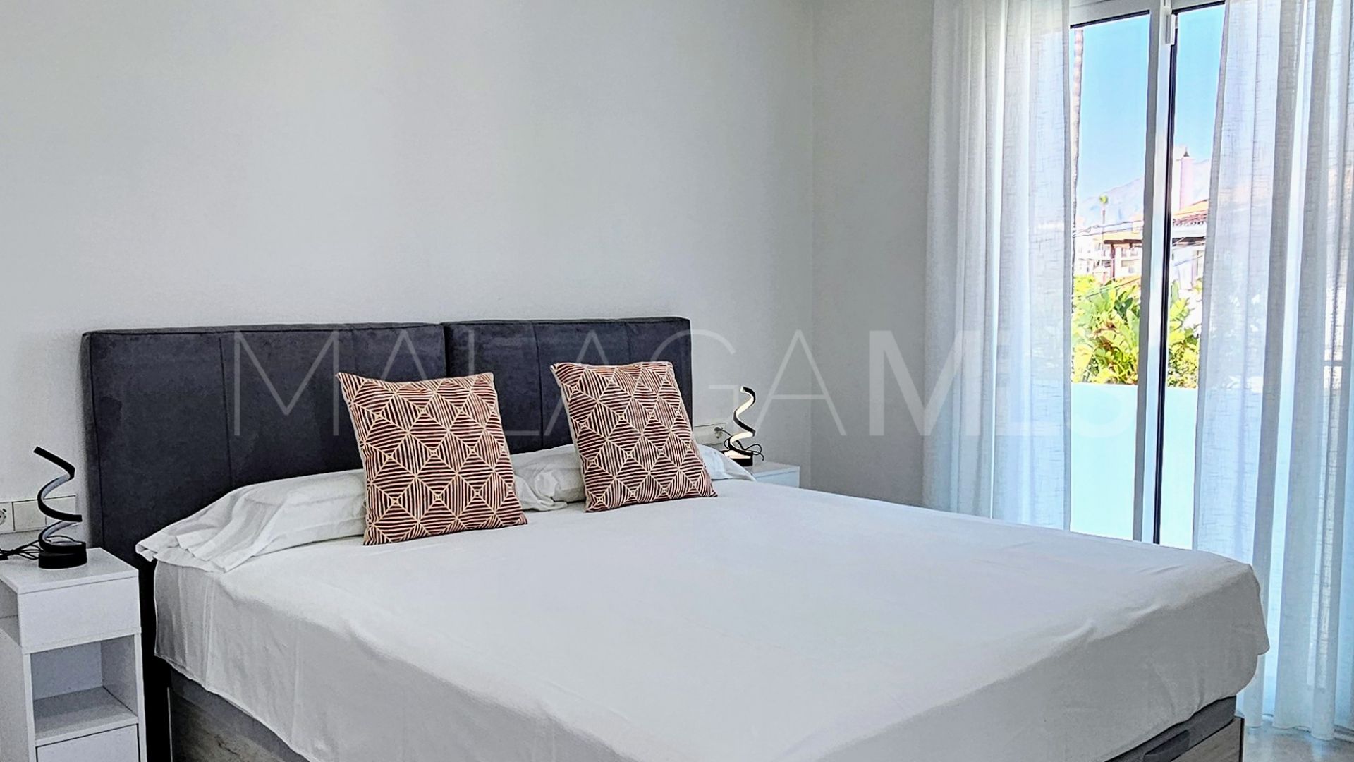 Villa for sale in San Pedro de Alcantara