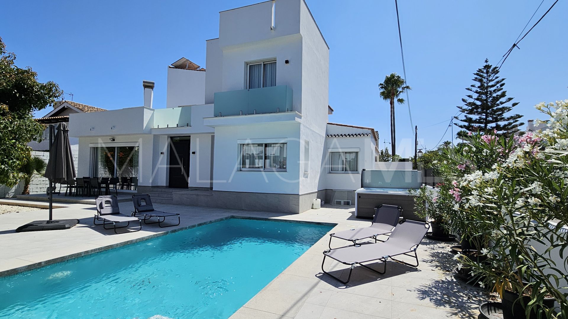 Villa for sale in San Pedro de Alcantara