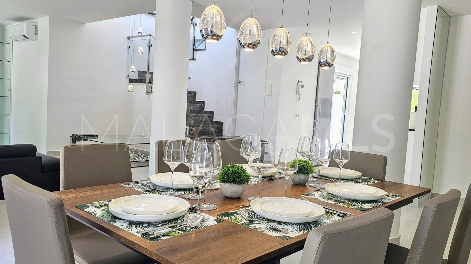 Villa for sale in San Pedro de Alcantara