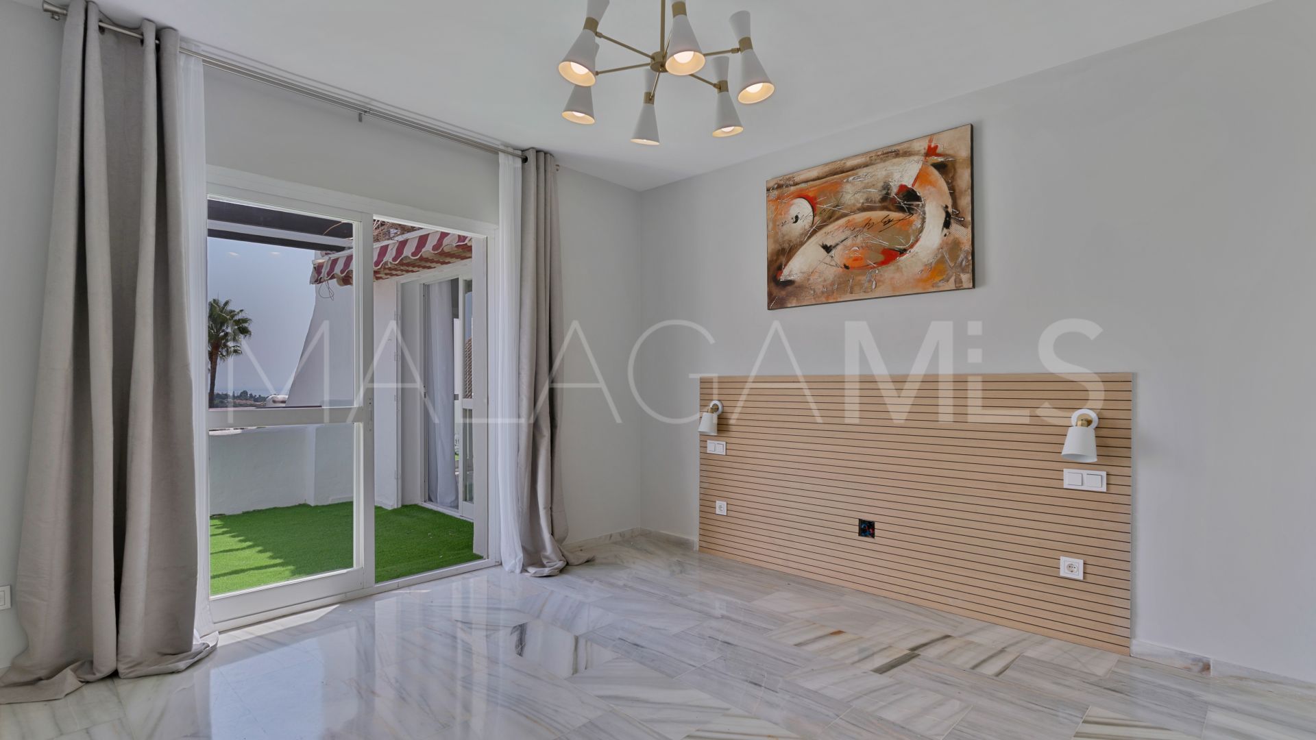 Penthaus for sale in Bel Air
