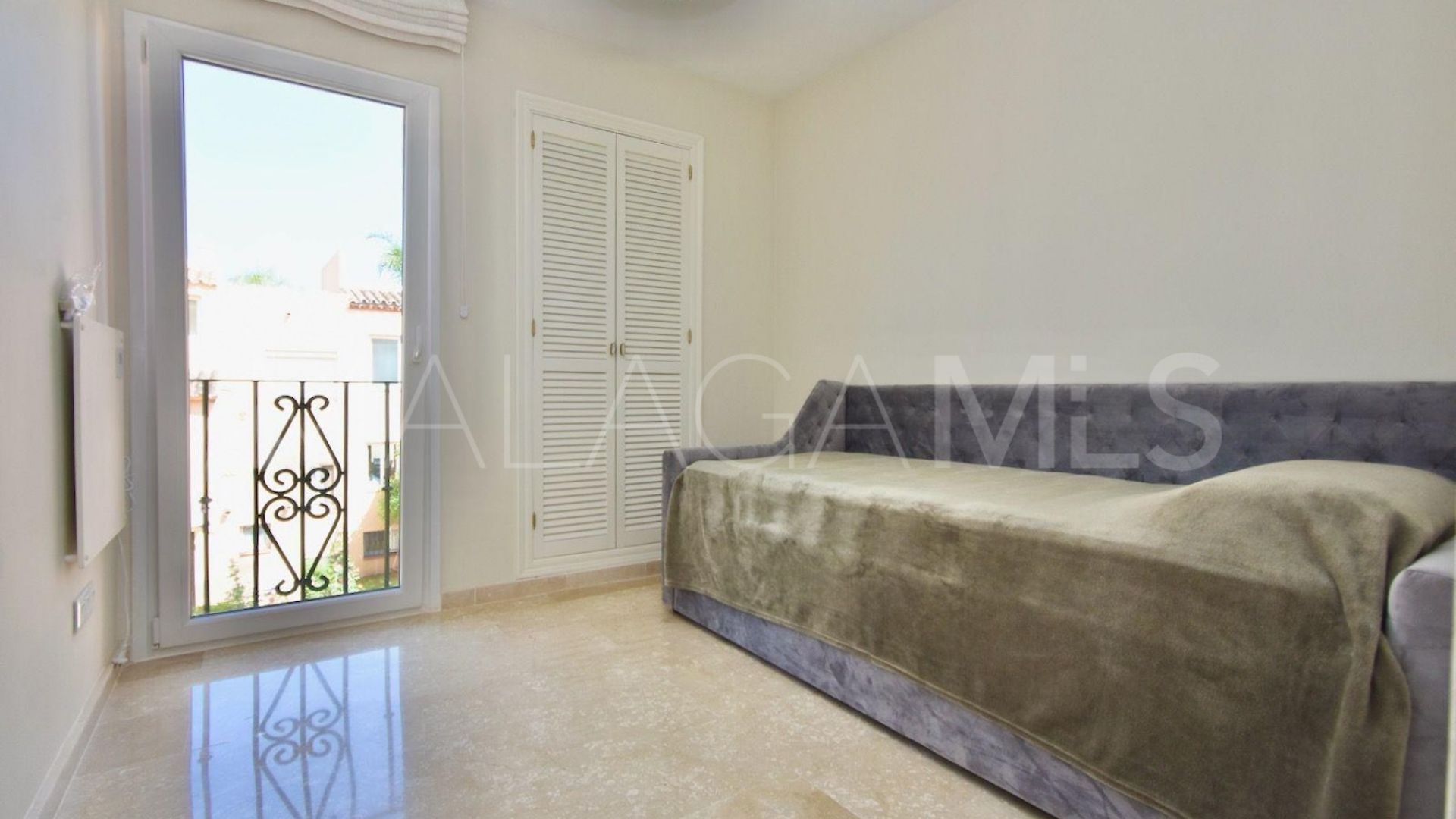 For sale semi detached house in Rodeo Alto with 4 bedrooms