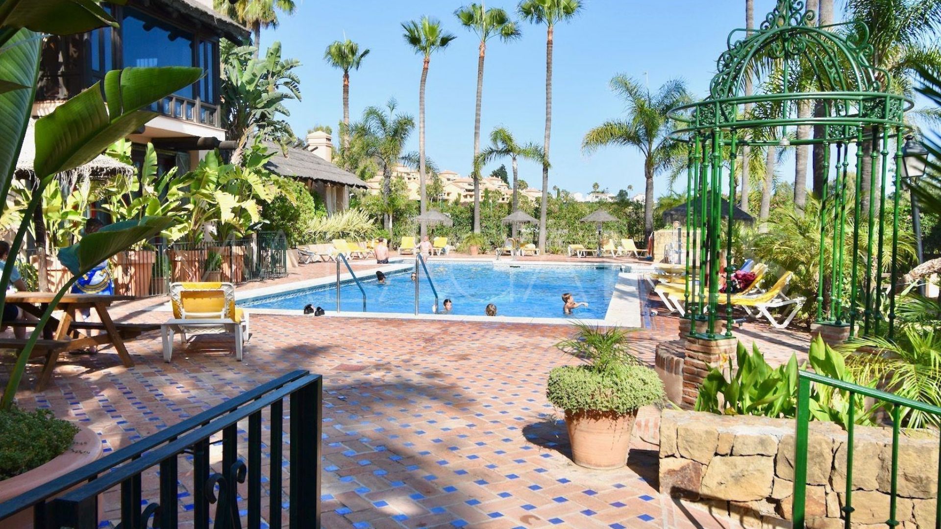 For sale semi detached house in Rodeo Alto with 4 bedrooms