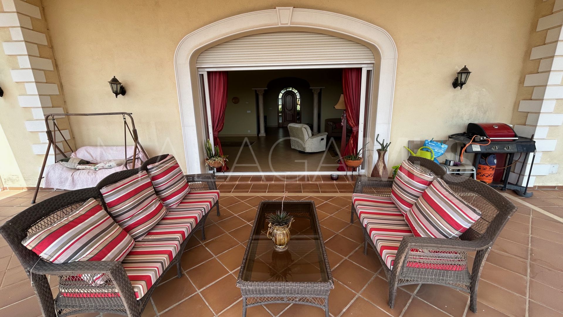 Villa for sale in Estepona Ost