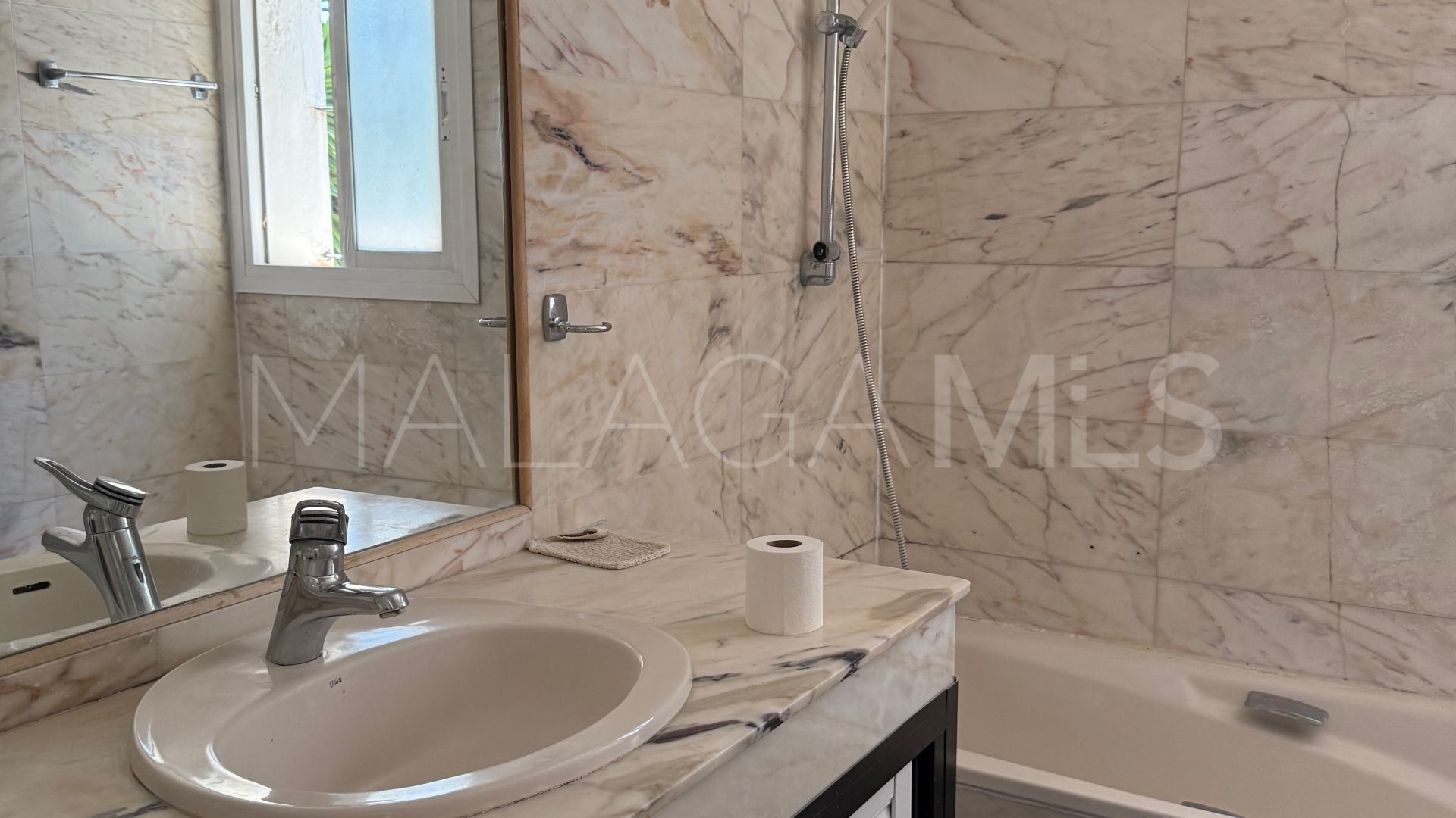 Appartement terrasse for sale in Nueva Andalucia