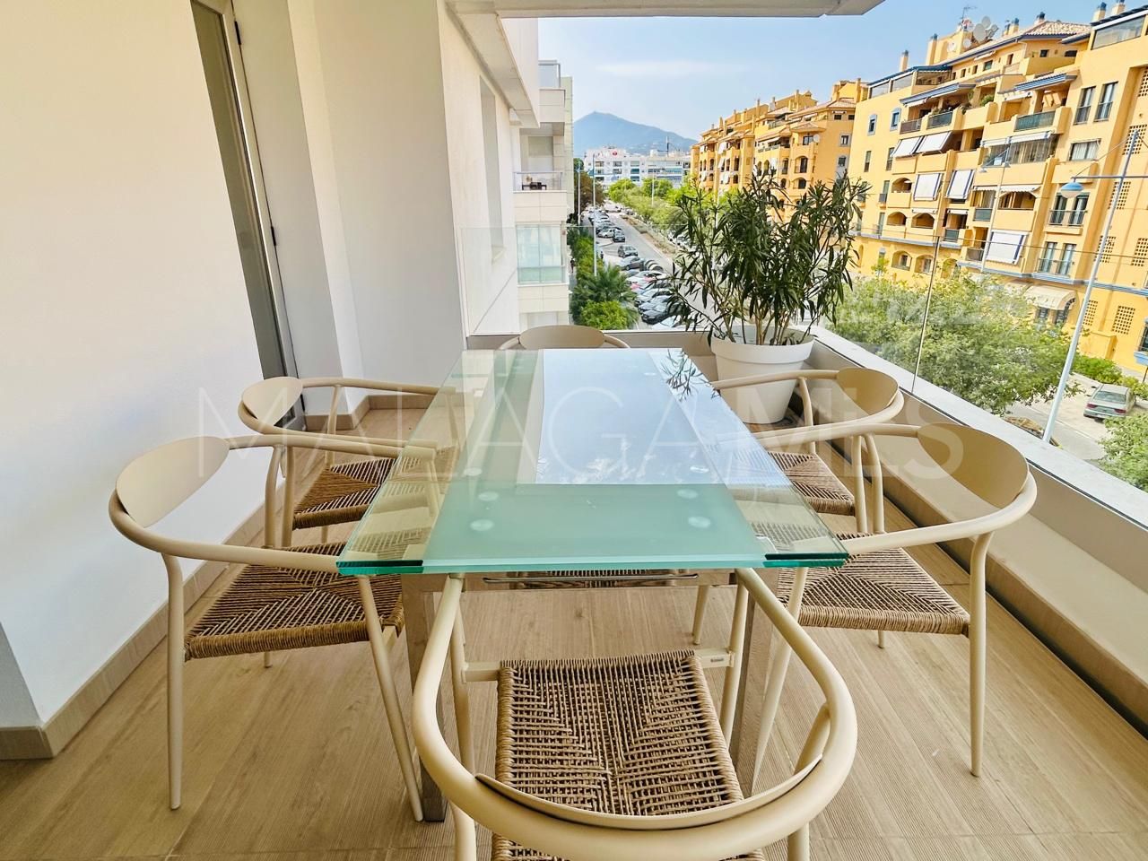 Appartement terrasse for sale in San Pedro de Alcantara