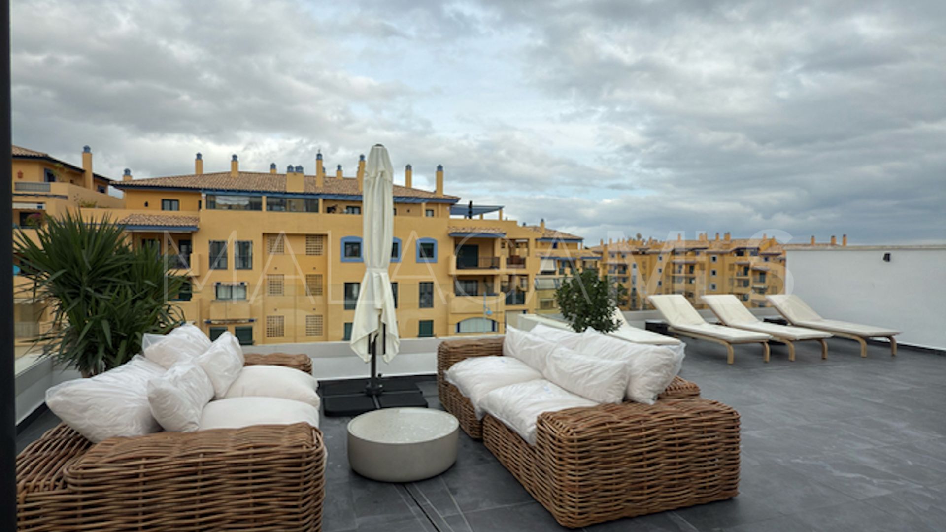 Appartement terrasse for sale in San Pedro de Alcantara