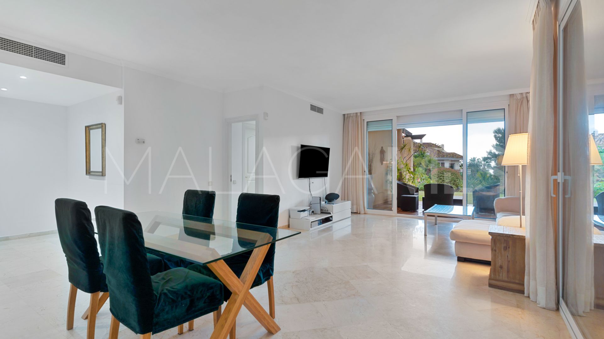 Sierra Blanca 3 bedrooms ground floor apartment for sale