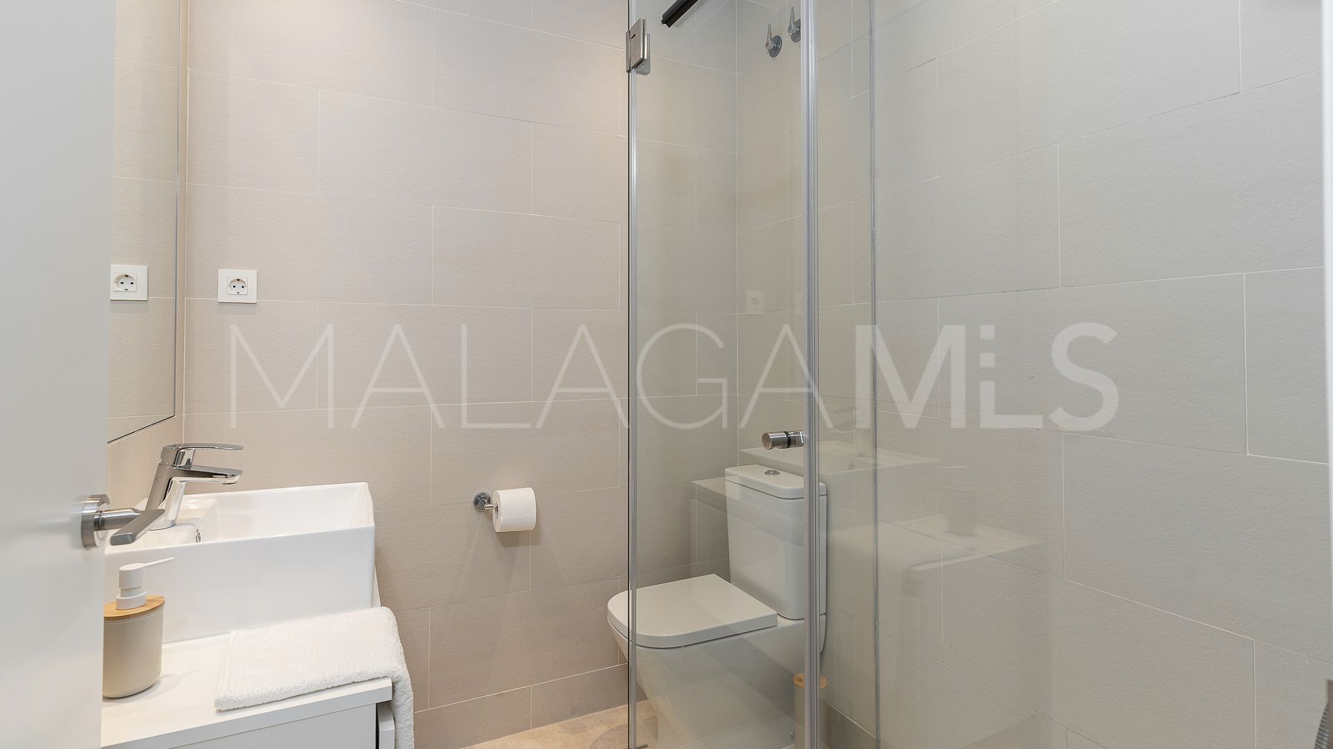 Lägenhet for sale in Paraiso Pueblo