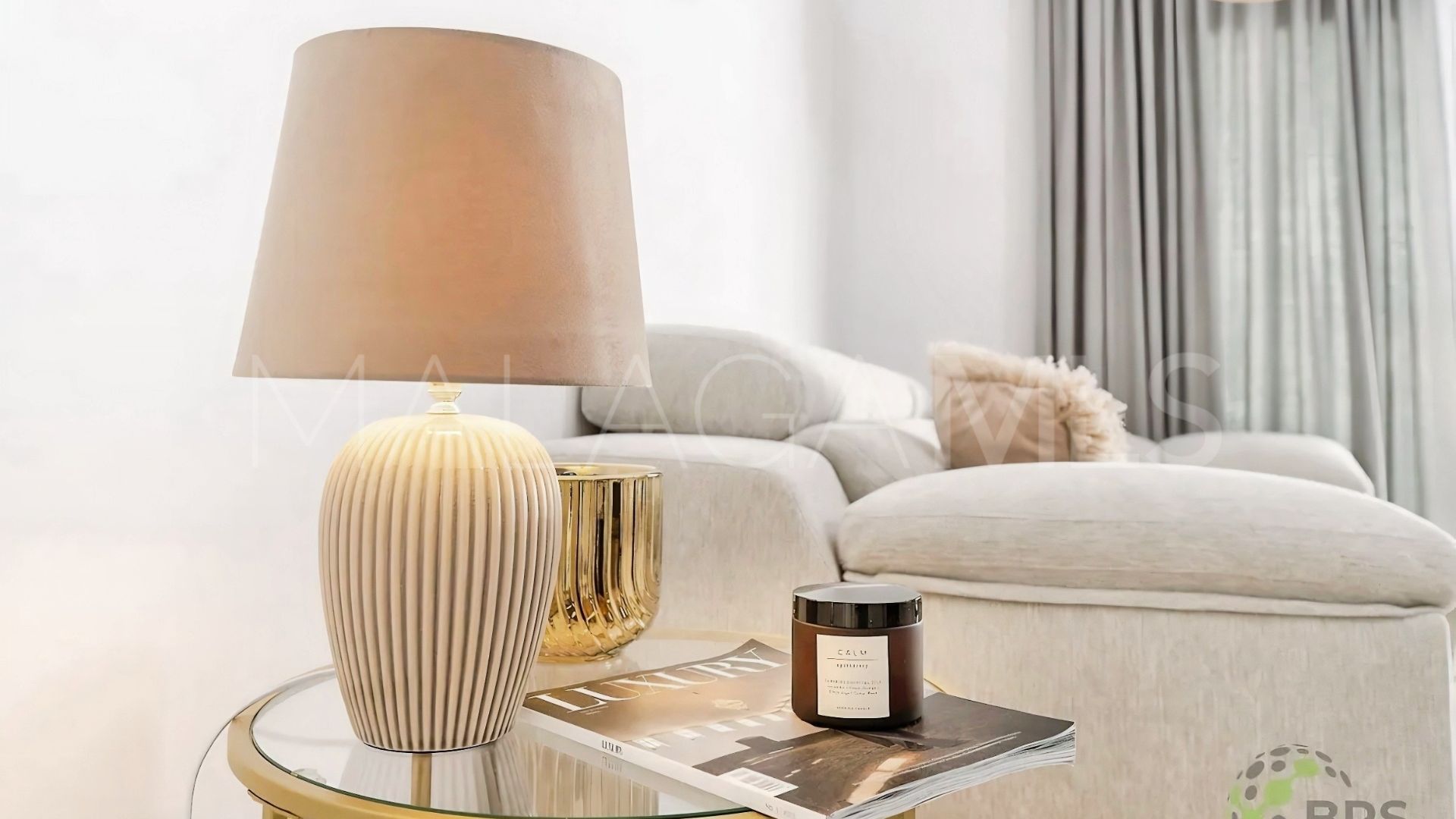 Lägenhet for sale in Paraiso Pueblo