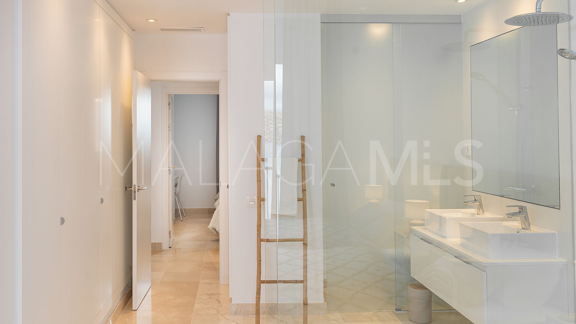 Lägenhet for sale in Paraiso Pueblo