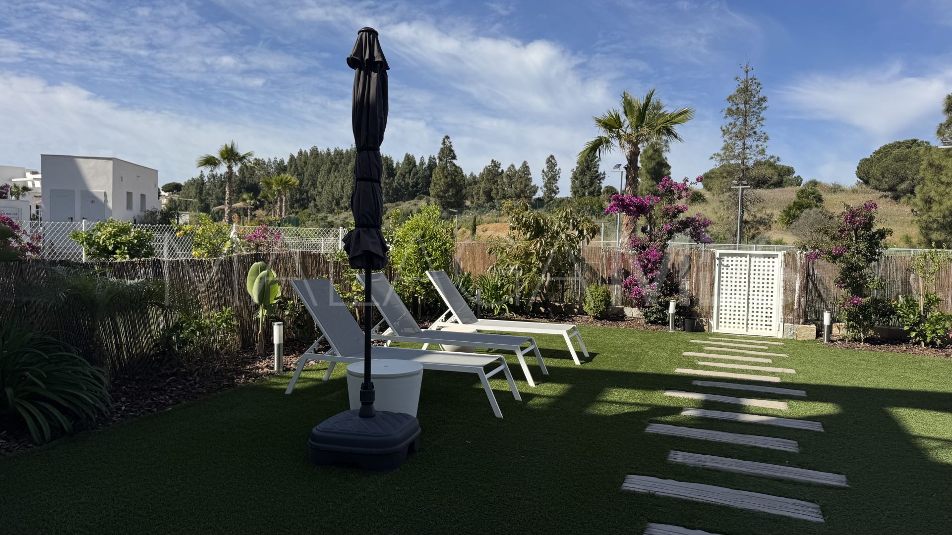 Markplanslägenhet for sale in El Chaparral
