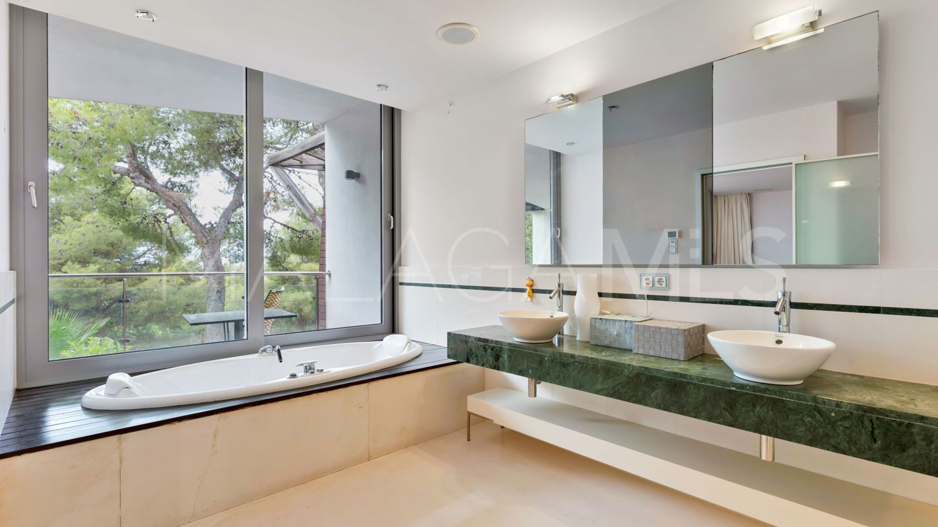 Maison de ville for sale in Sierra Blanca
