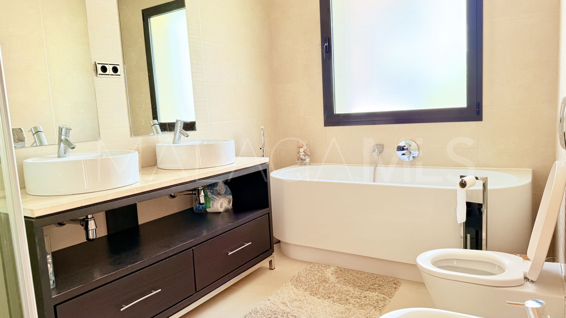 For sale 3 bedrooms penthouse in Los Altos de los Monteros