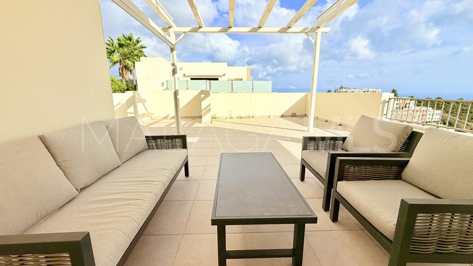 For sale 3 bedrooms penthouse in Los Altos de los Monteros