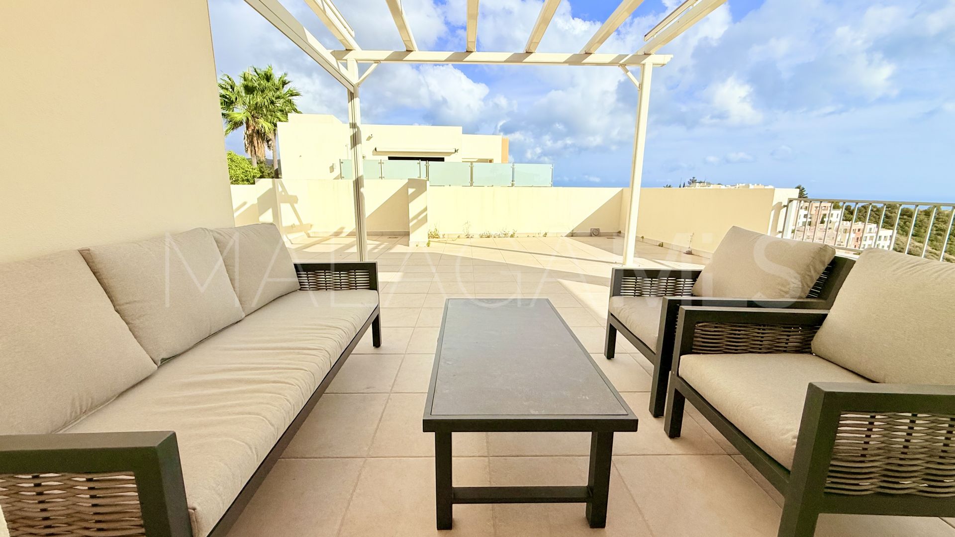 For sale 3 bedrooms penthouse in Los Altos de los Monteros