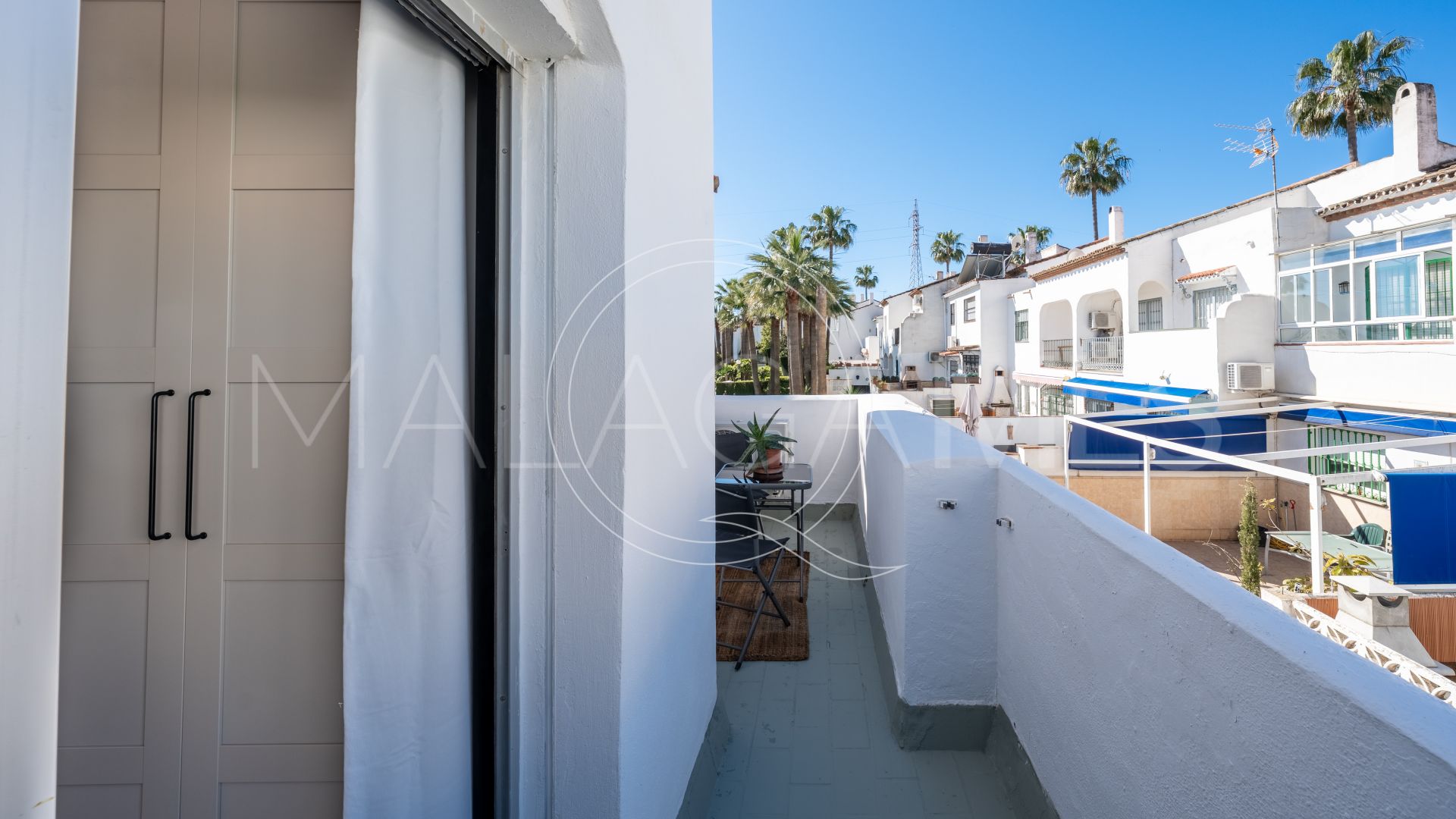 Parhus for sale in Bel Air