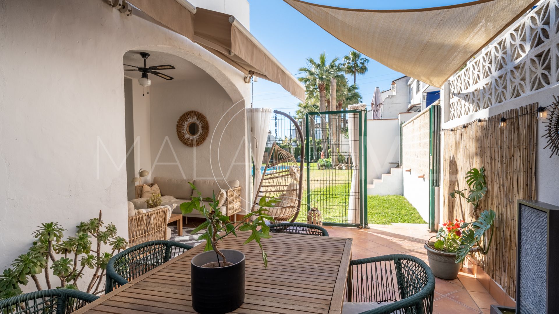 Parhus for sale in Bel Air