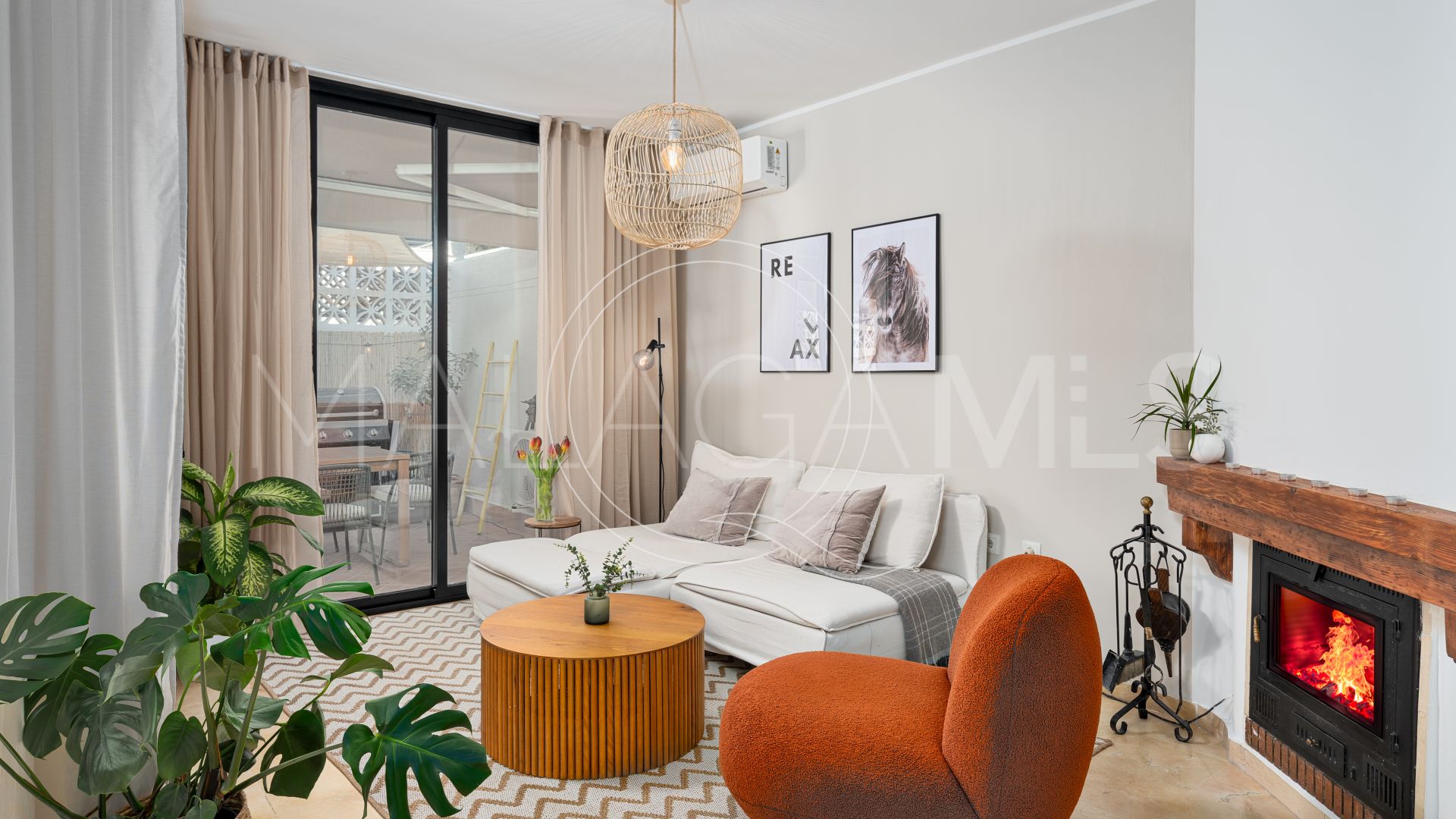 Parhus for sale in Bel Air