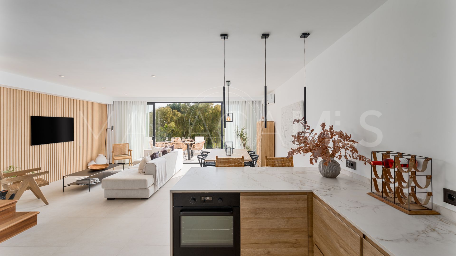 Los Pinos de Aloha duplex for sale