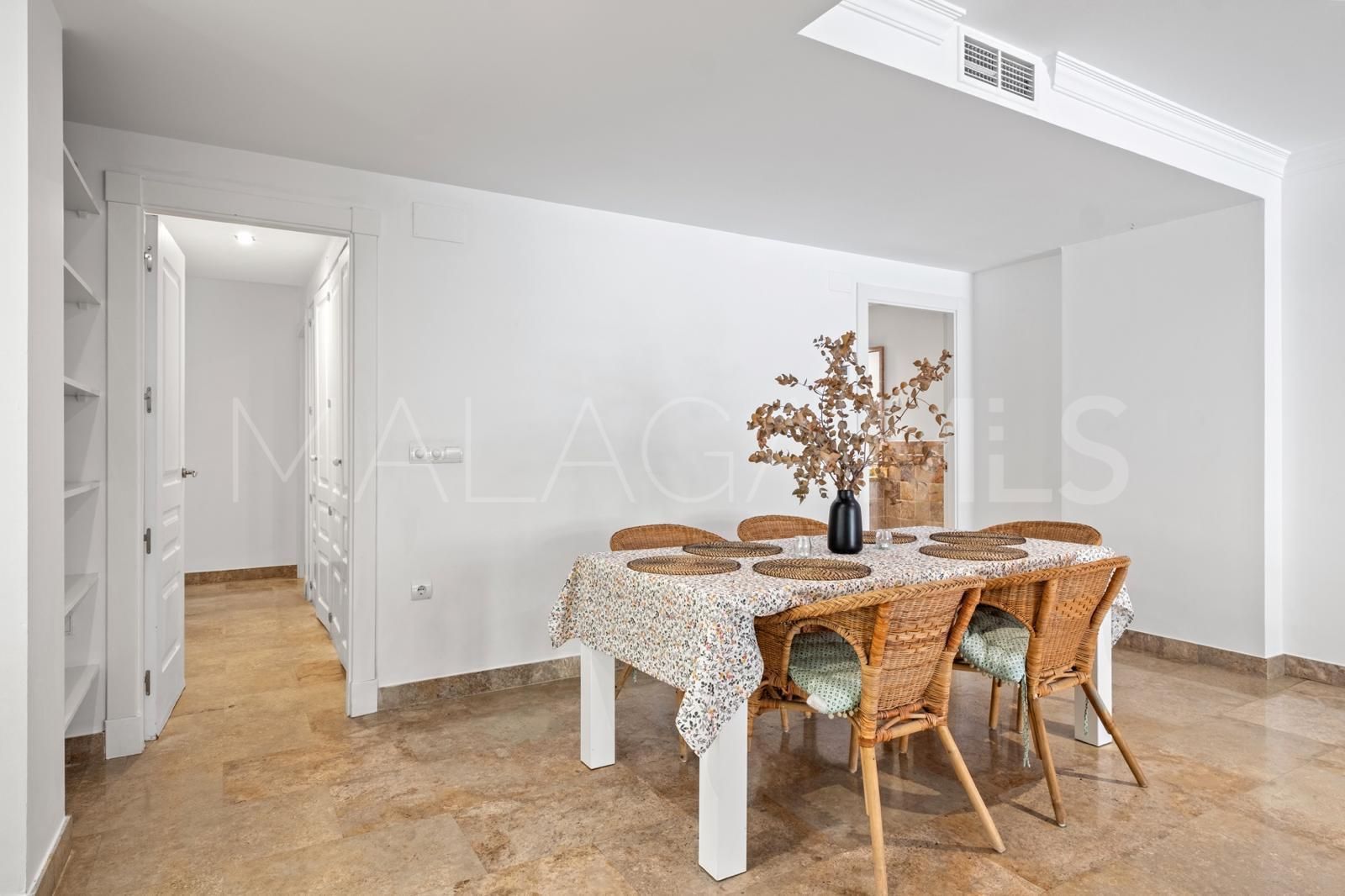 Appartement rez de chaussée for sale in Las Lomas del Marbella Club