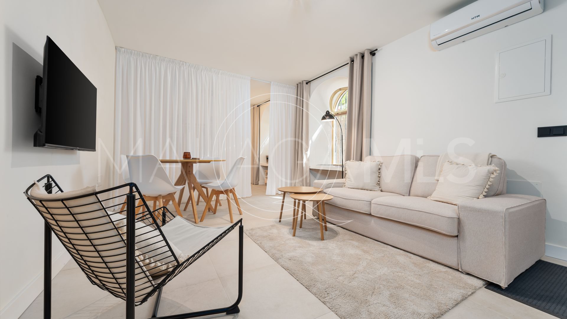Estepona Old Town ground floor apartment for sale
