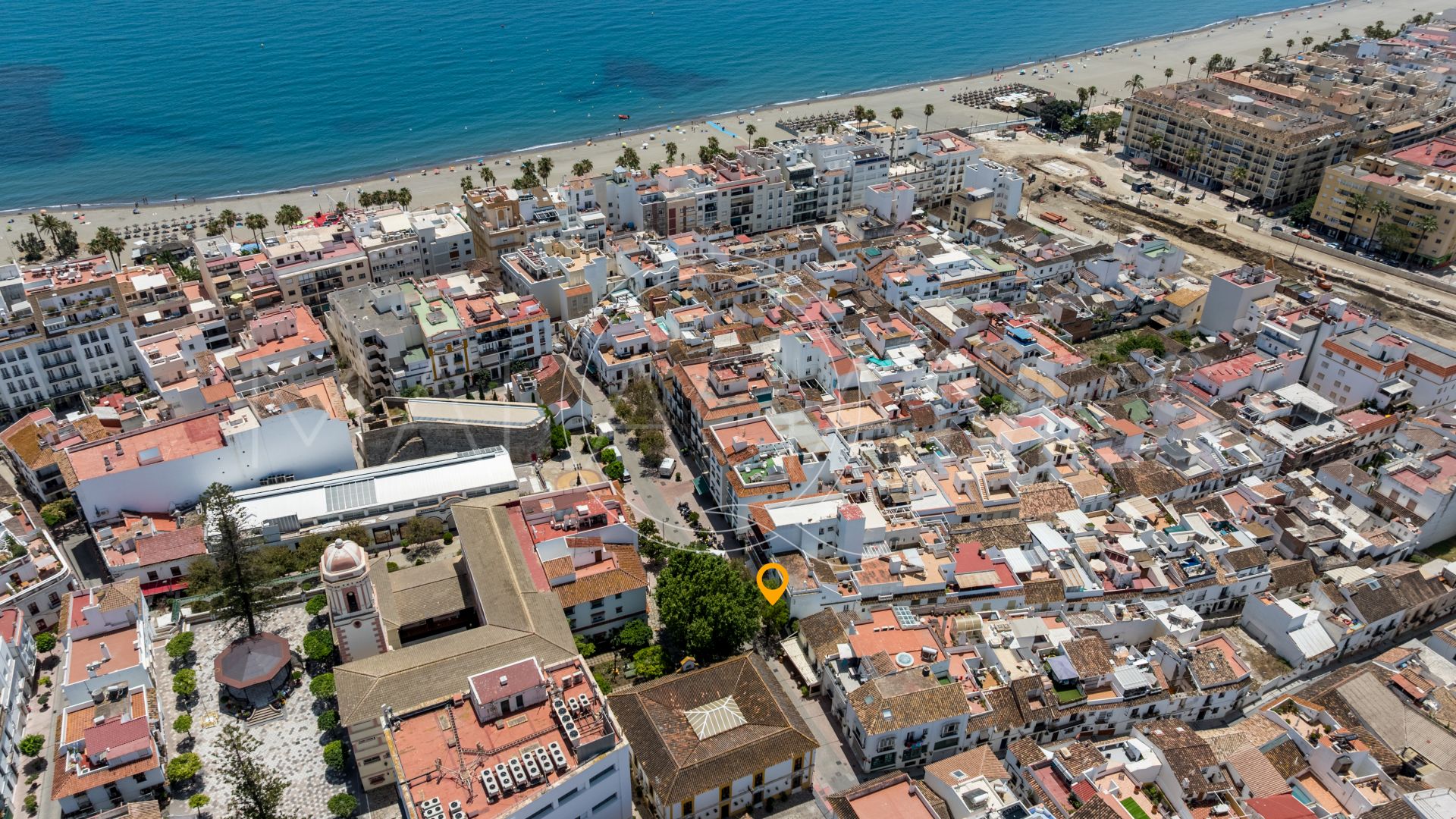 Estepona Old Town ground floor apartment for sale