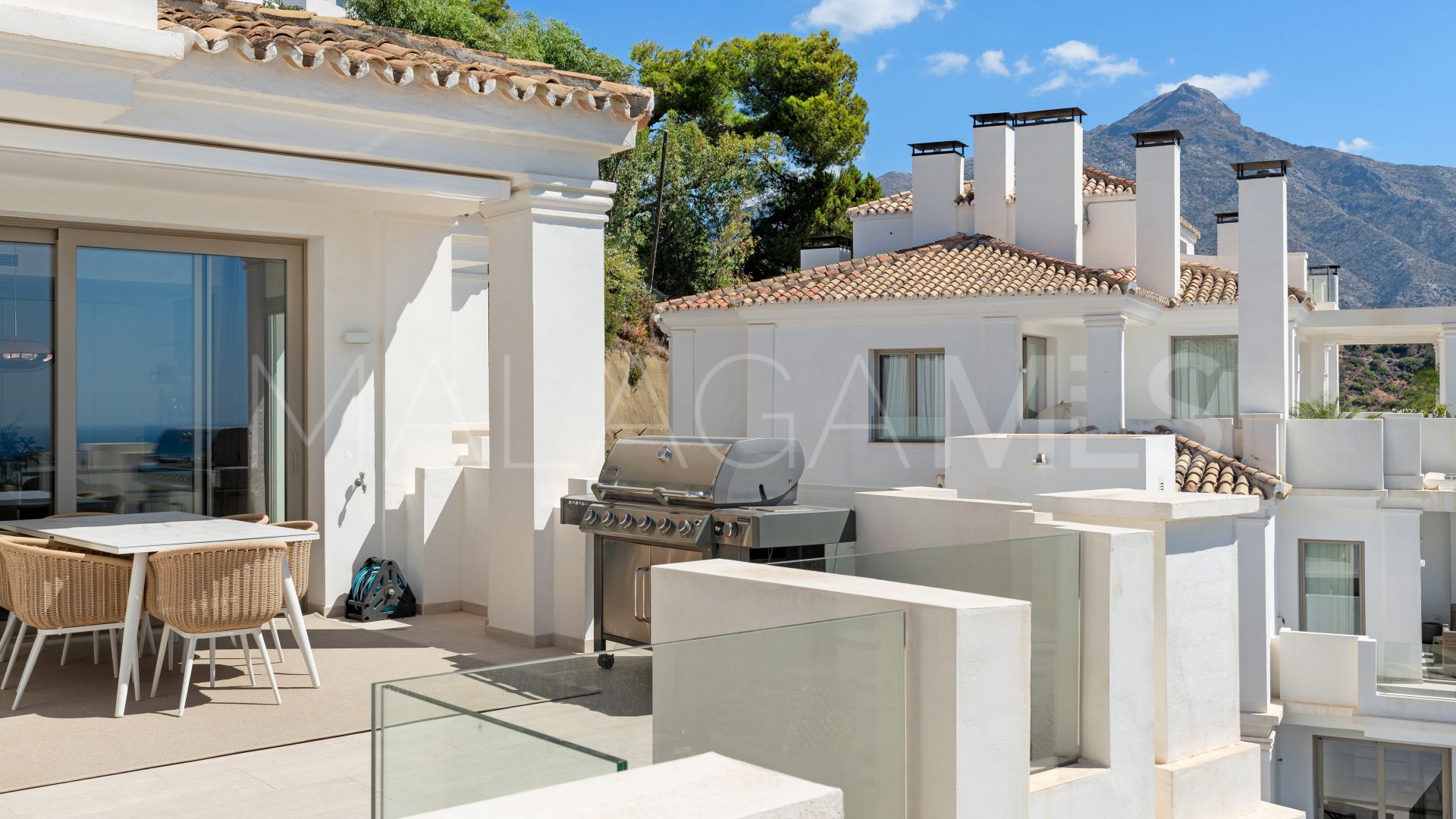 Penthaus for sale in 9 Lions Residences