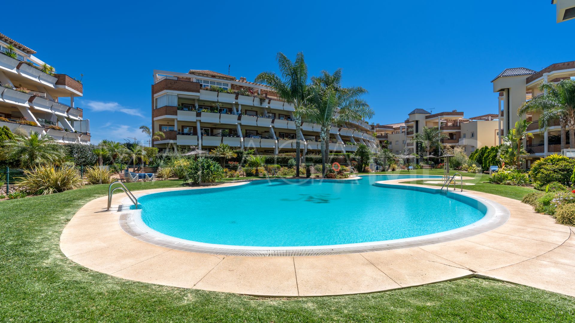 Apartamento for sale in Miraflores Golf with 2 bedrooms
