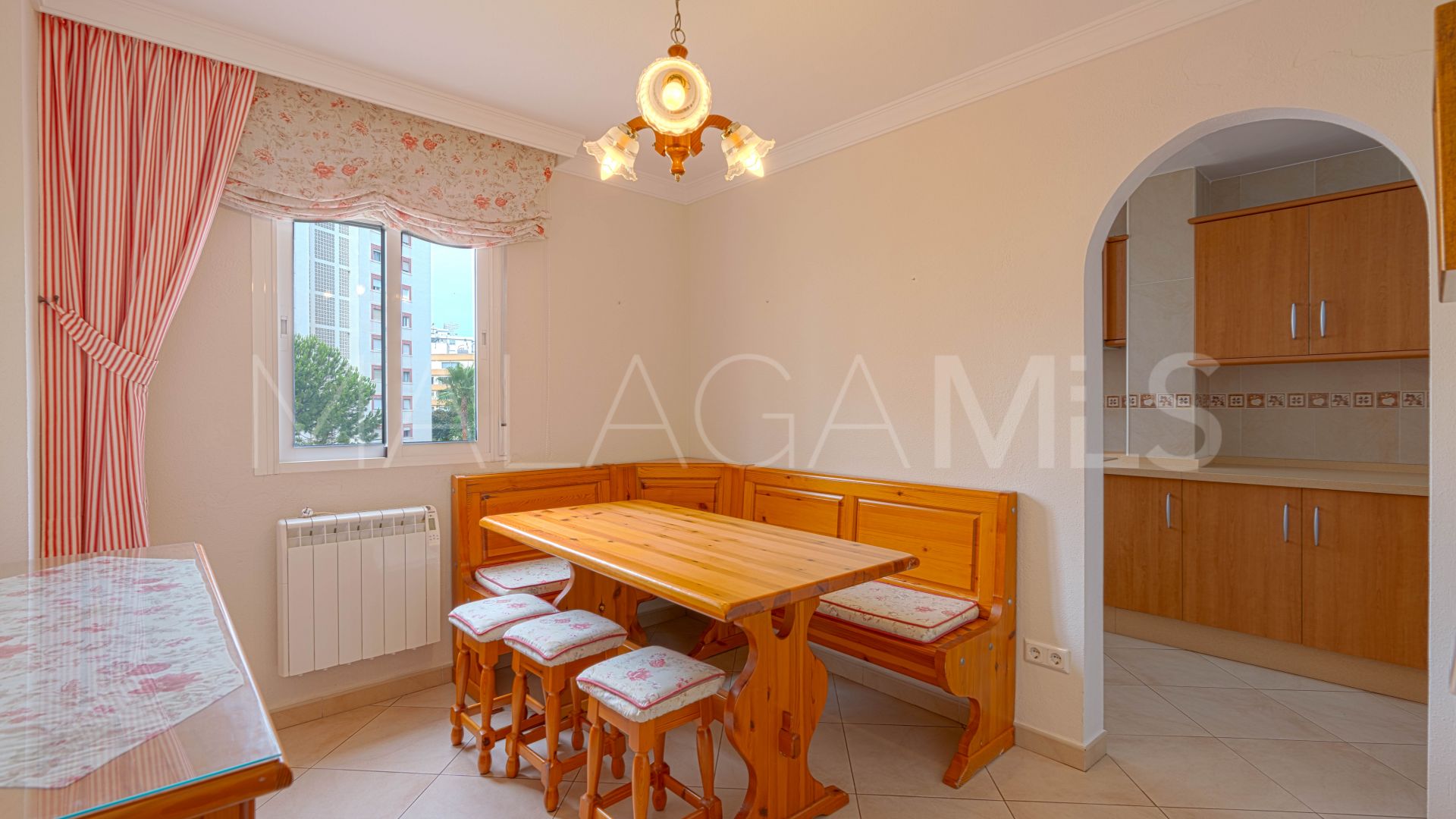 Buy 2 bedrooms apartment in Fuengirola Puerto
