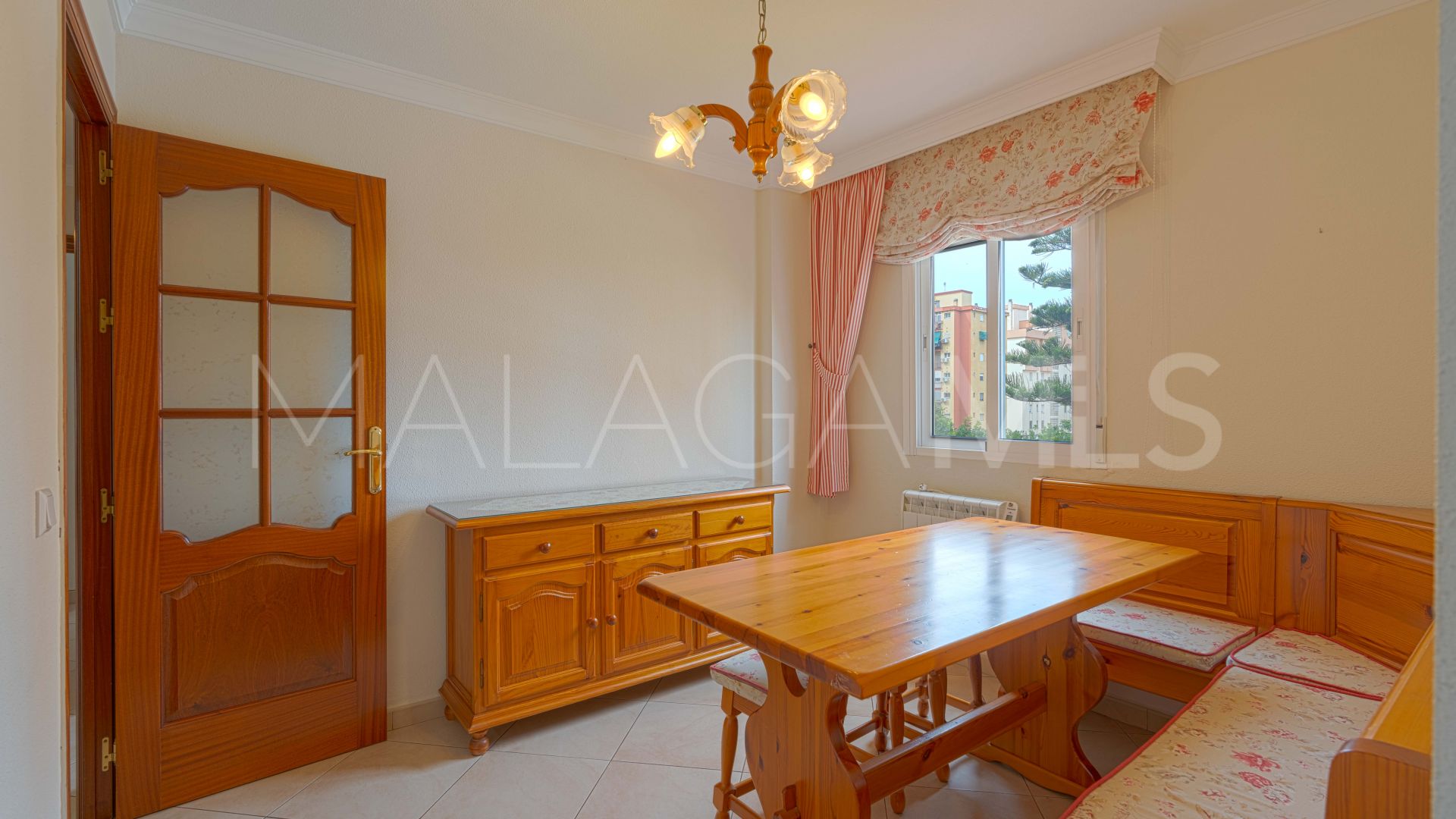 Buy 2 bedrooms apartment in Fuengirola Puerto
