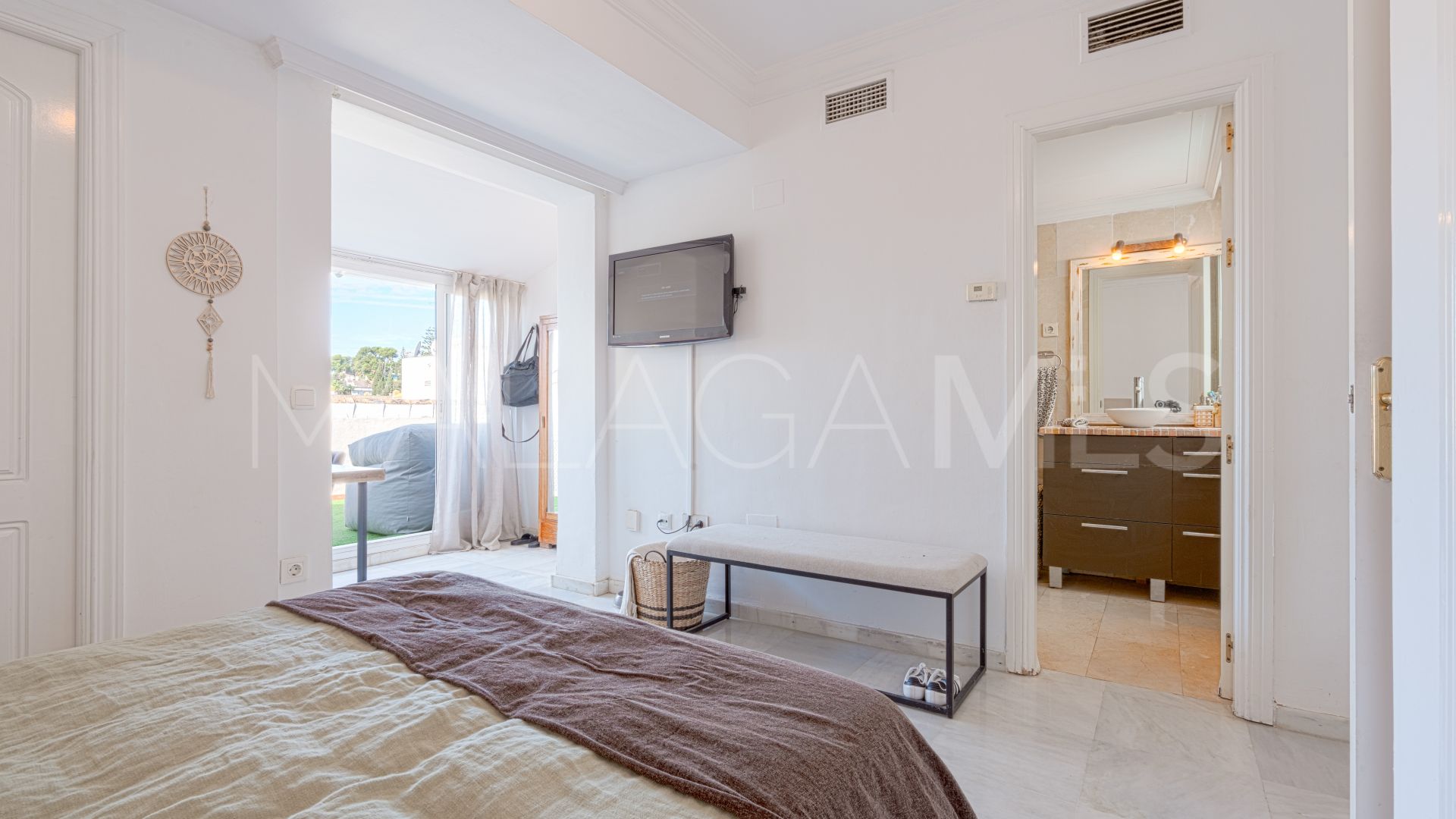 Duplex penthouse for sale in Costa Nagüeles II