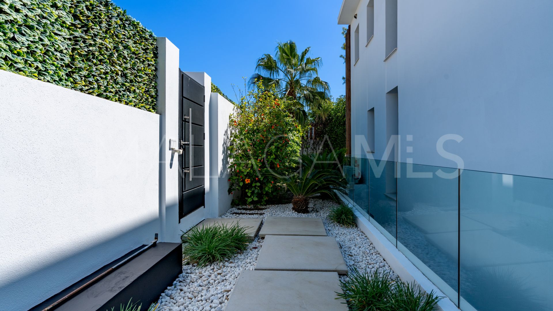 Villa for sale in Nueva Atalaya