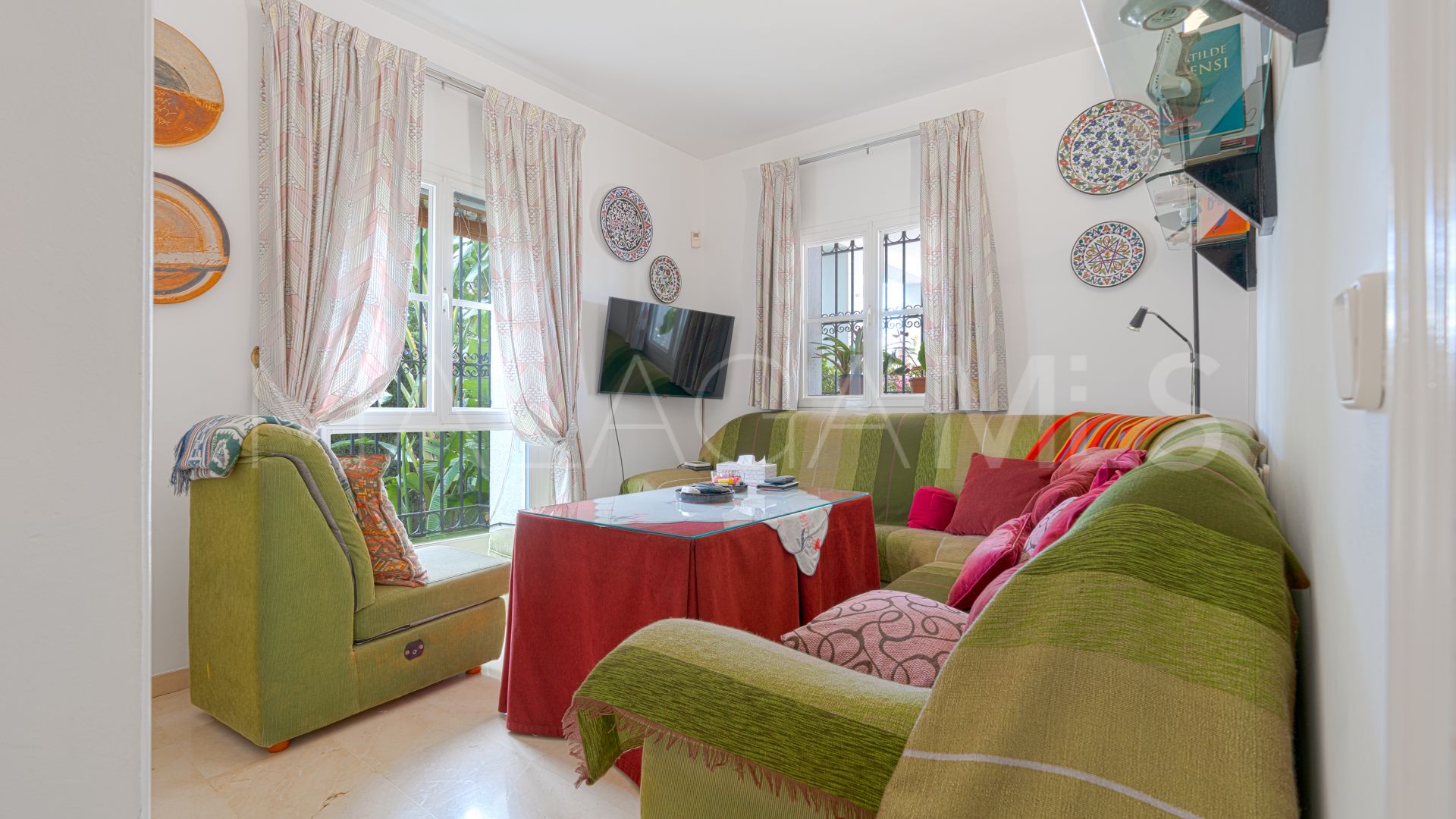 Villa for sale in Valdeolletas