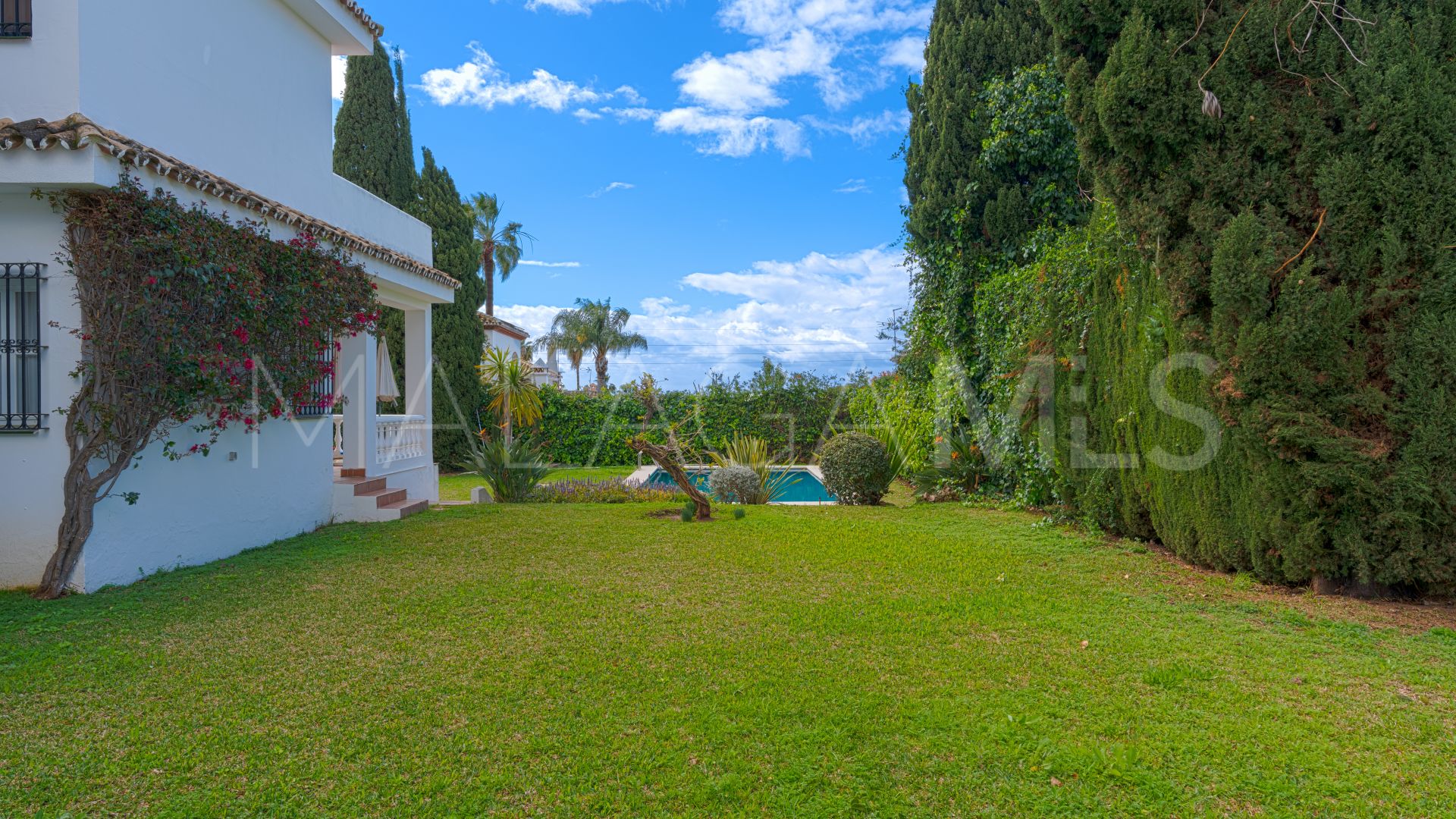 Villa for sale in Valdeolletas
