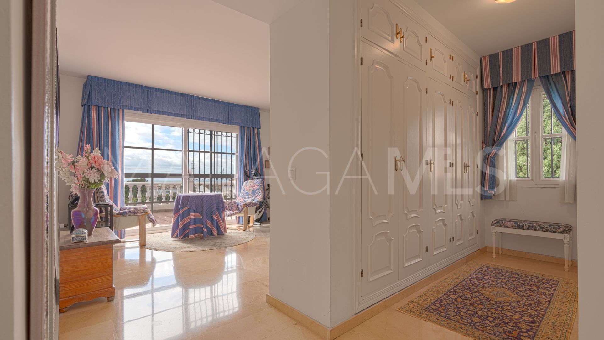 Villa for sale in Valdeolletas