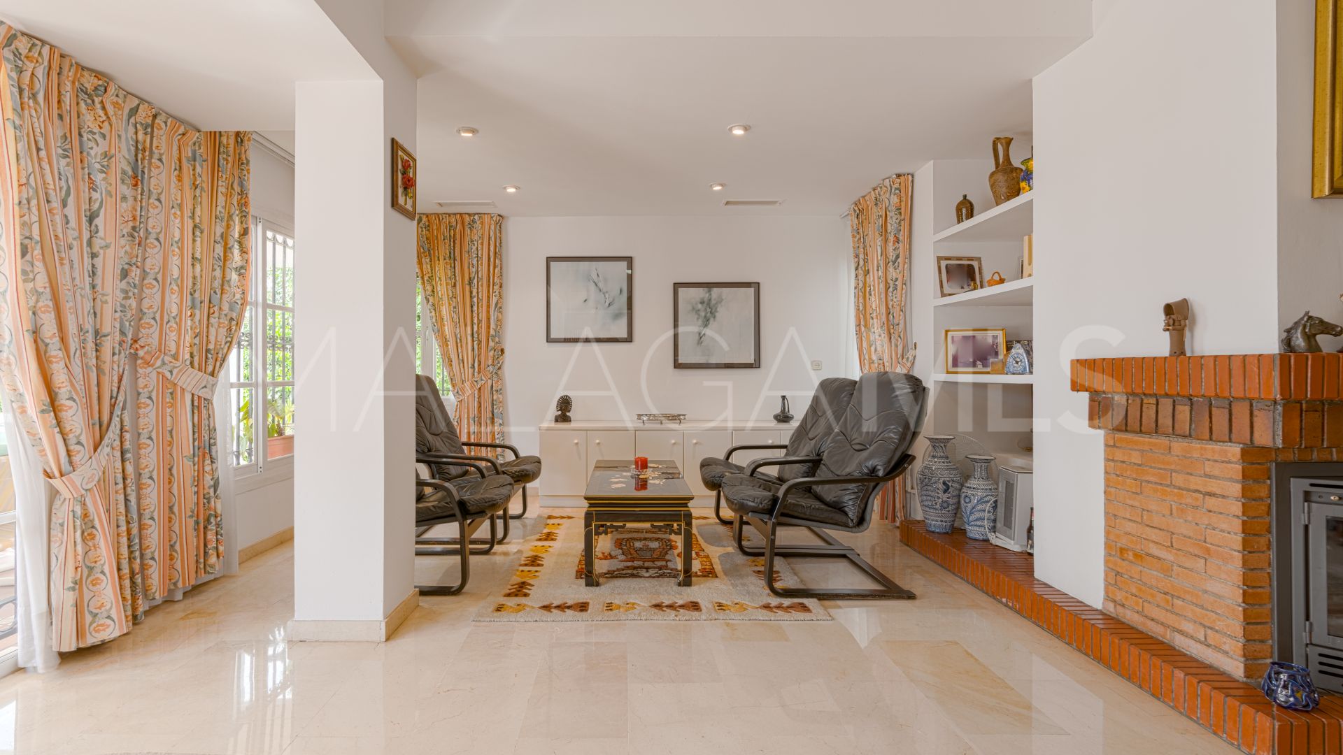 Villa for sale in Valdeolletas
