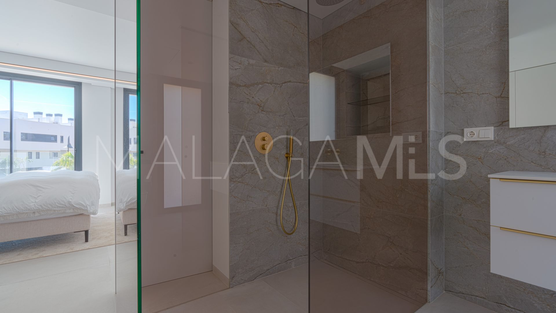 Villa for sale in Cala de Mijas