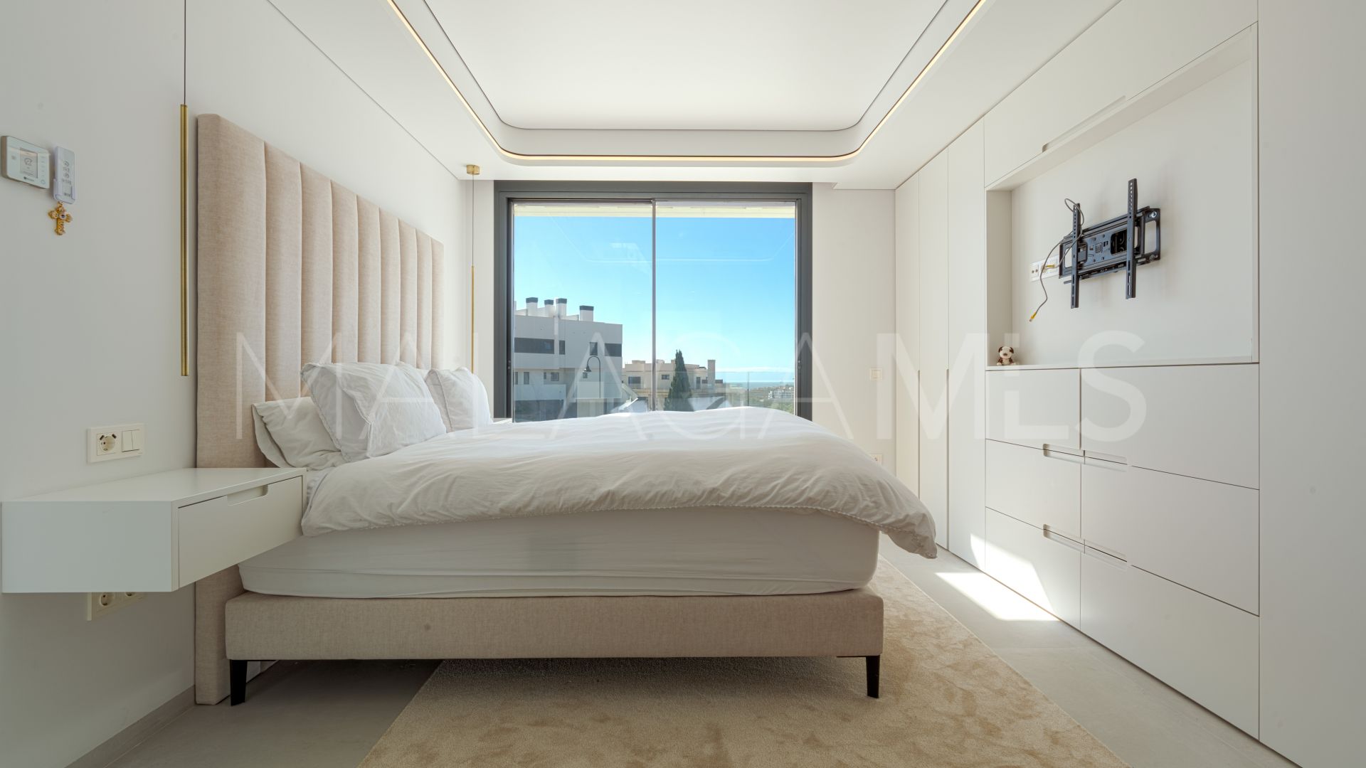 Villa for sale in Cala de Mijas